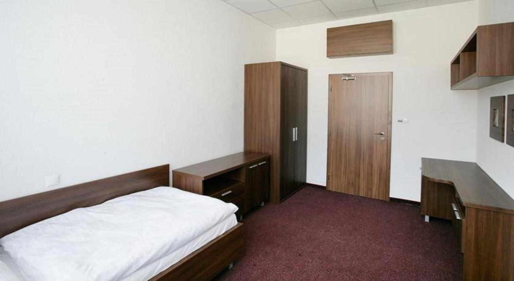 Classic Single Room