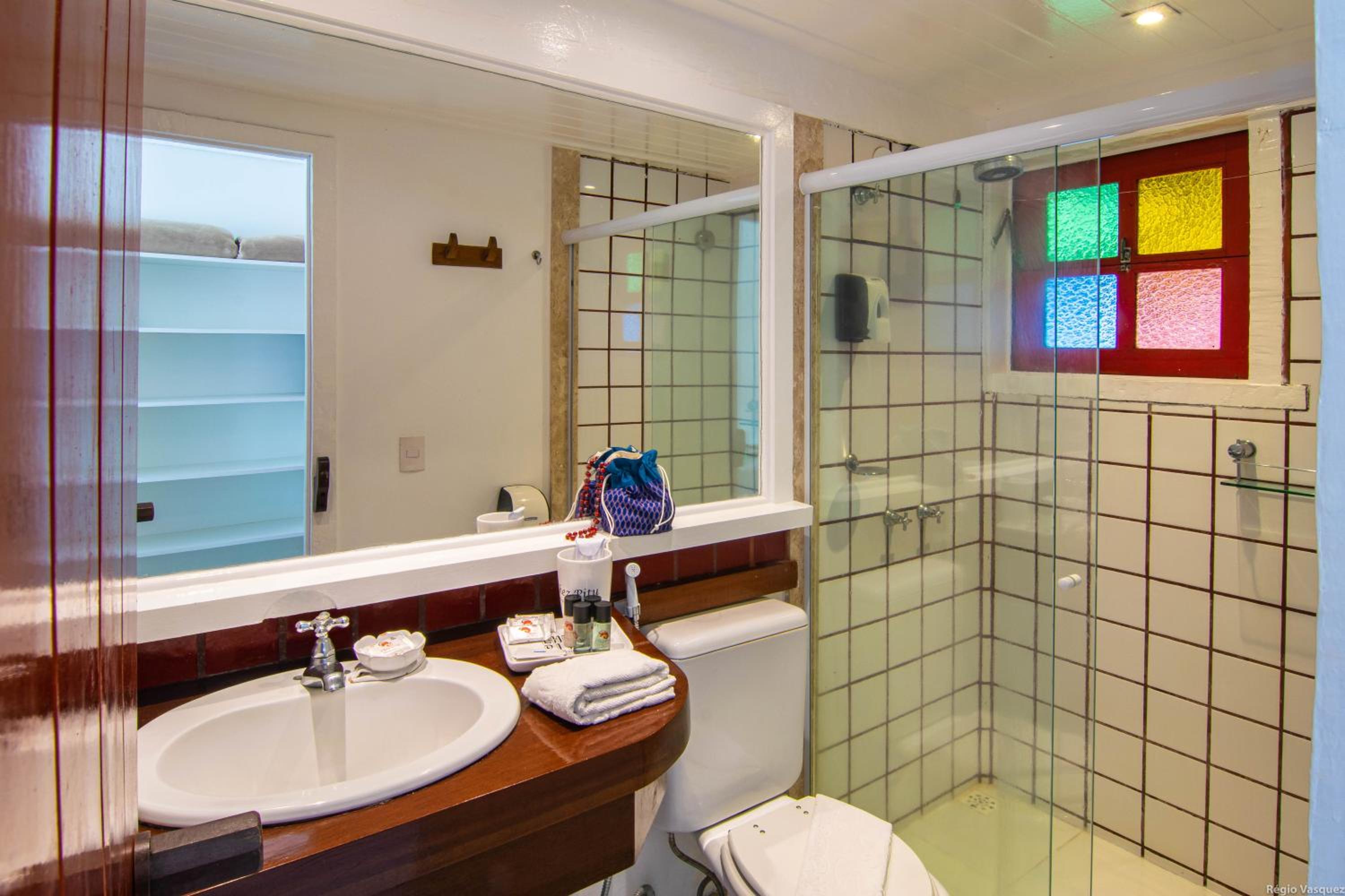 Deluxe Double Room with Side Sea View photo 3