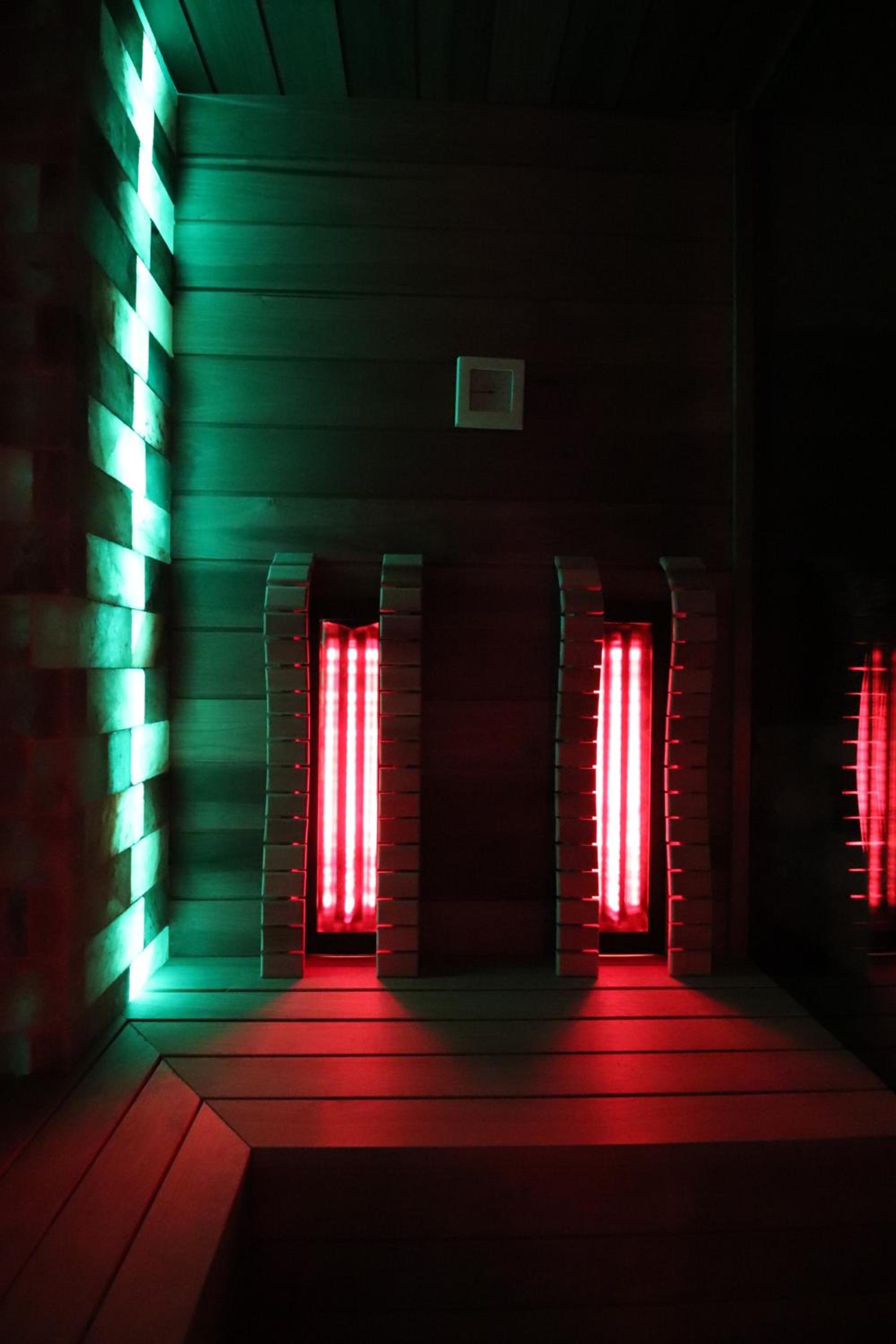 Suite with Sauna - Photo 3