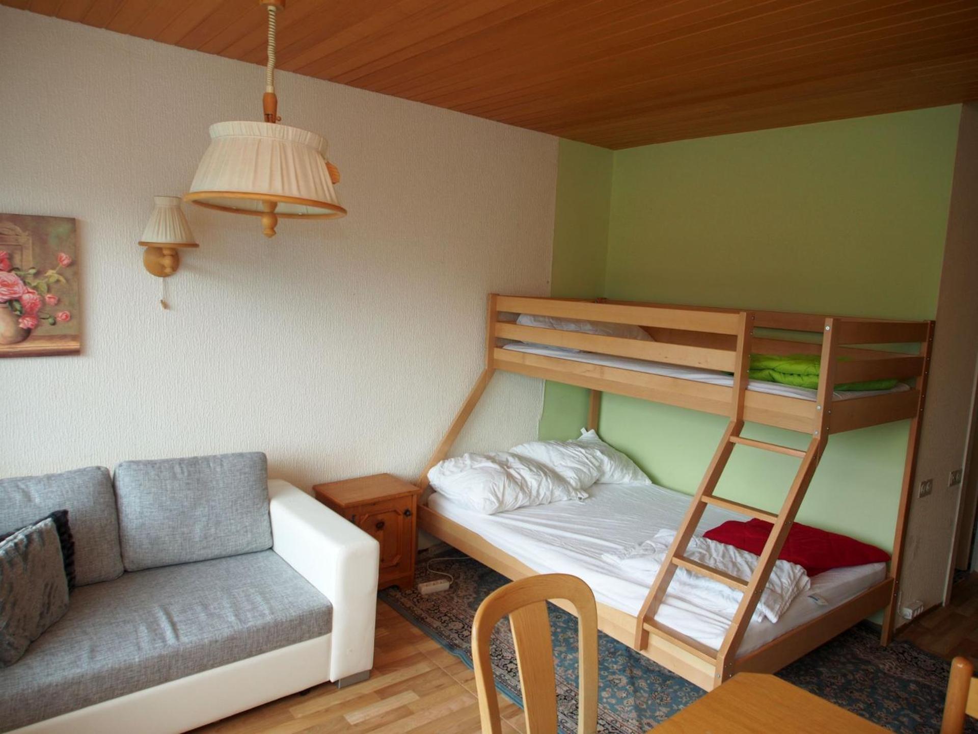 Apartment with Balcony photo 3
