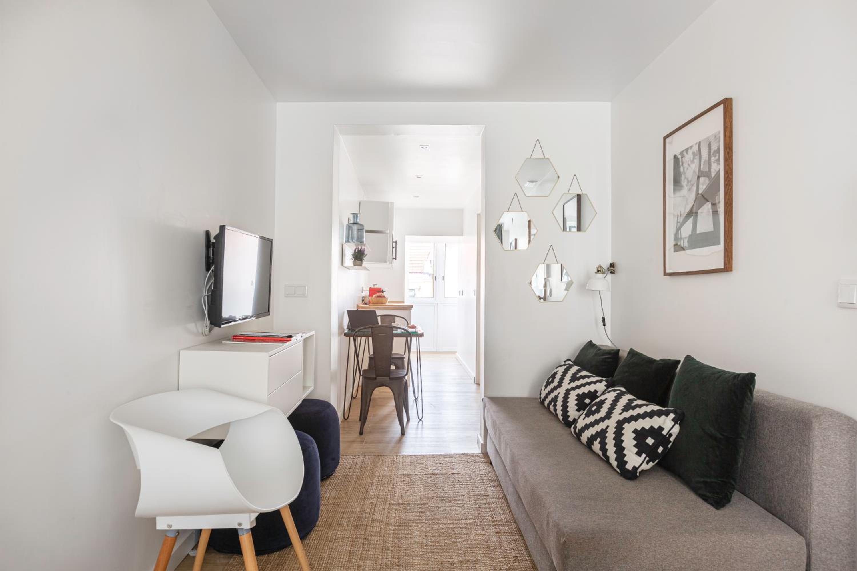 Studio with Kitchen and Sofa Bed photo 2