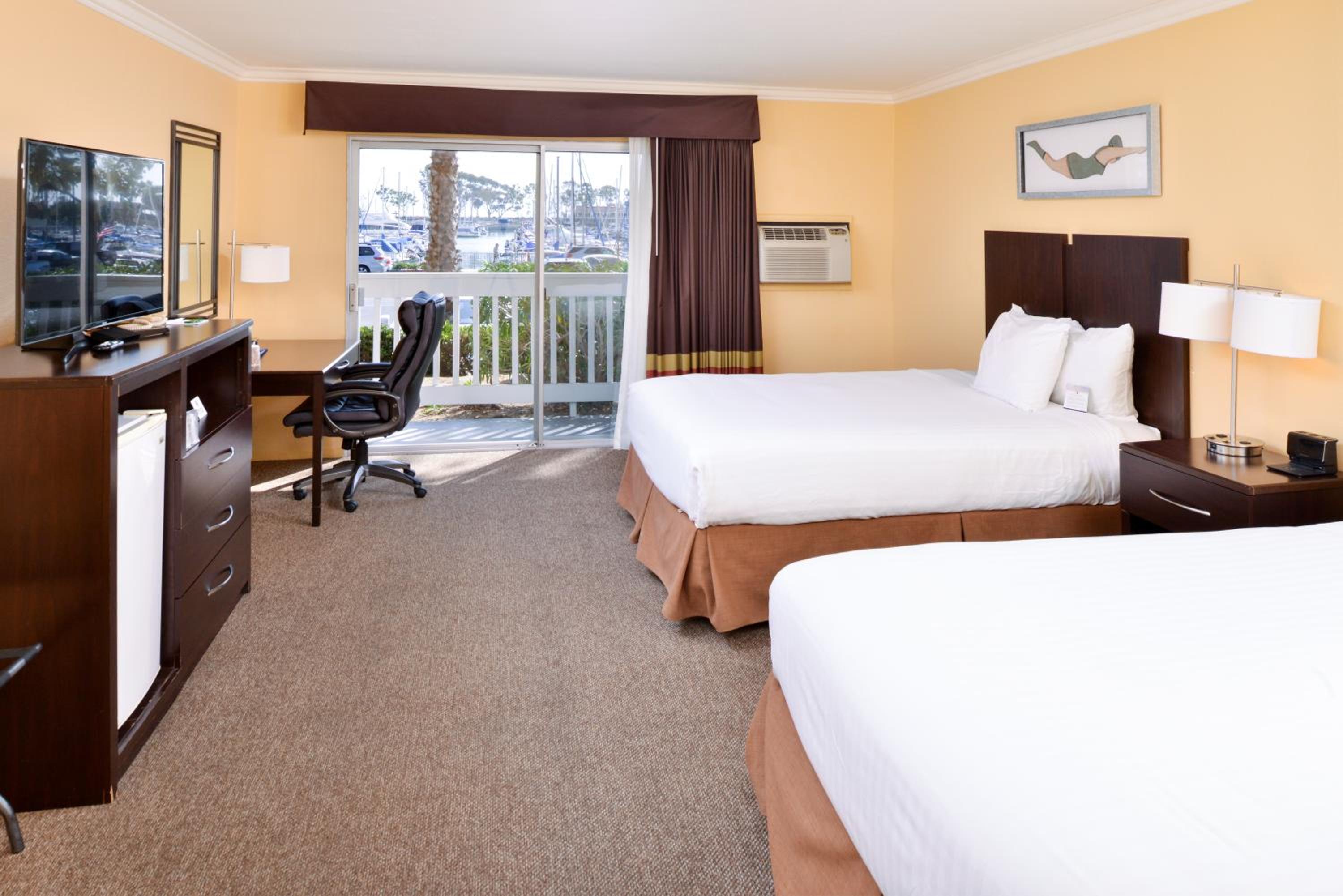 Double Room with Harbor View - Photo 1