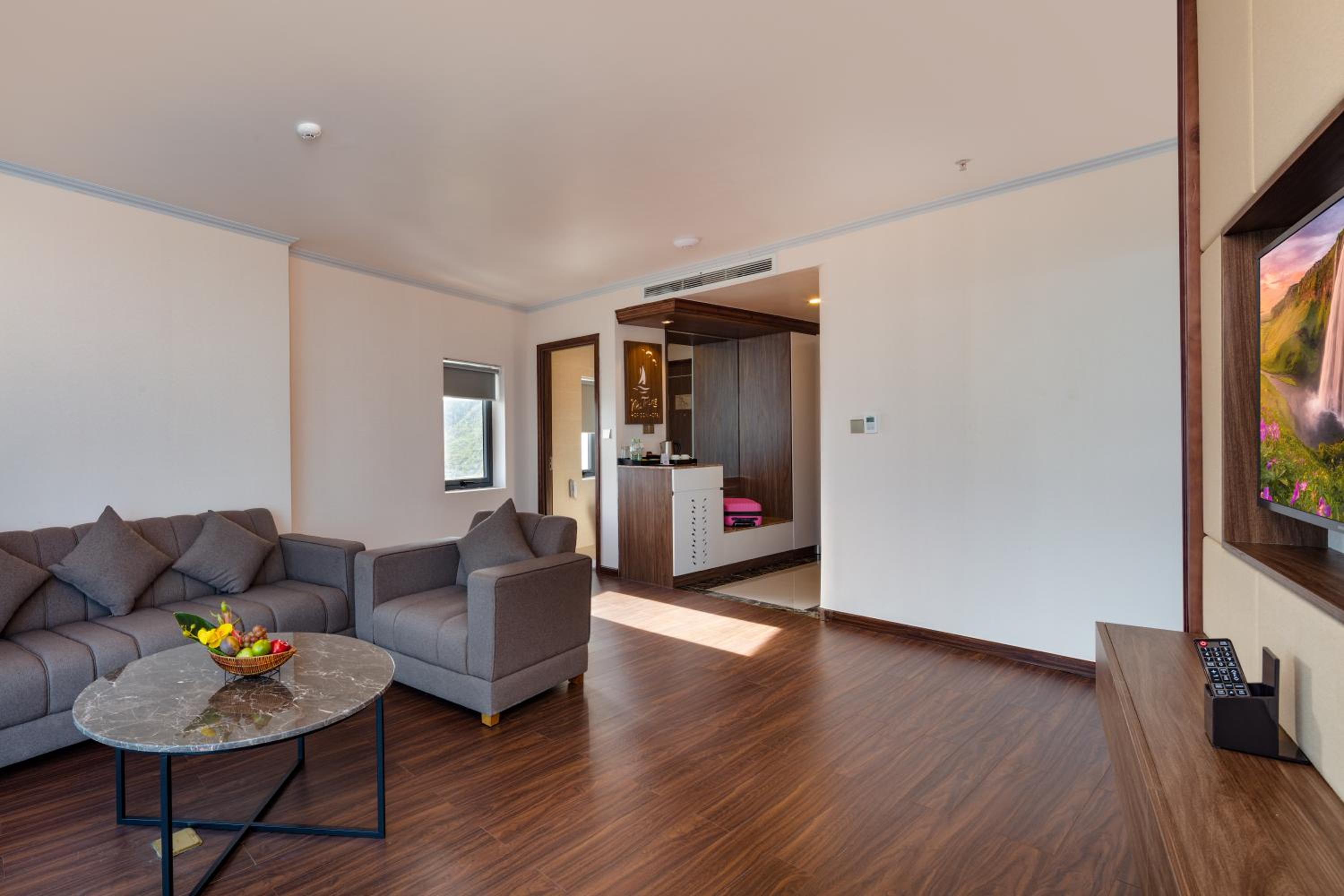 Executive Suite photo 1