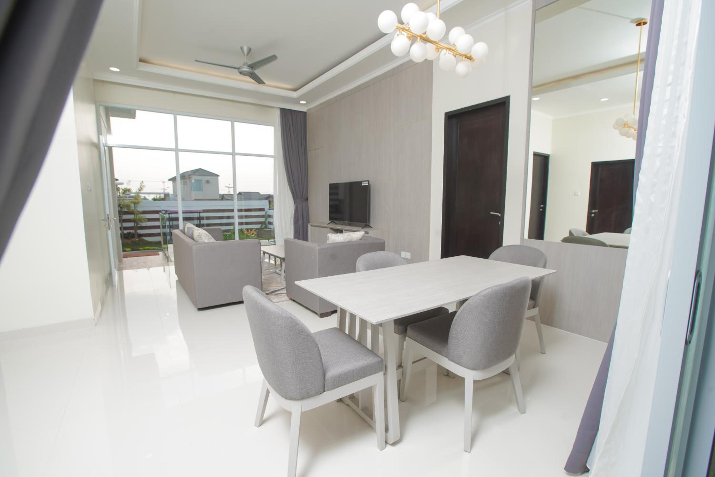 Two-Bedroom Villa - Photo 39