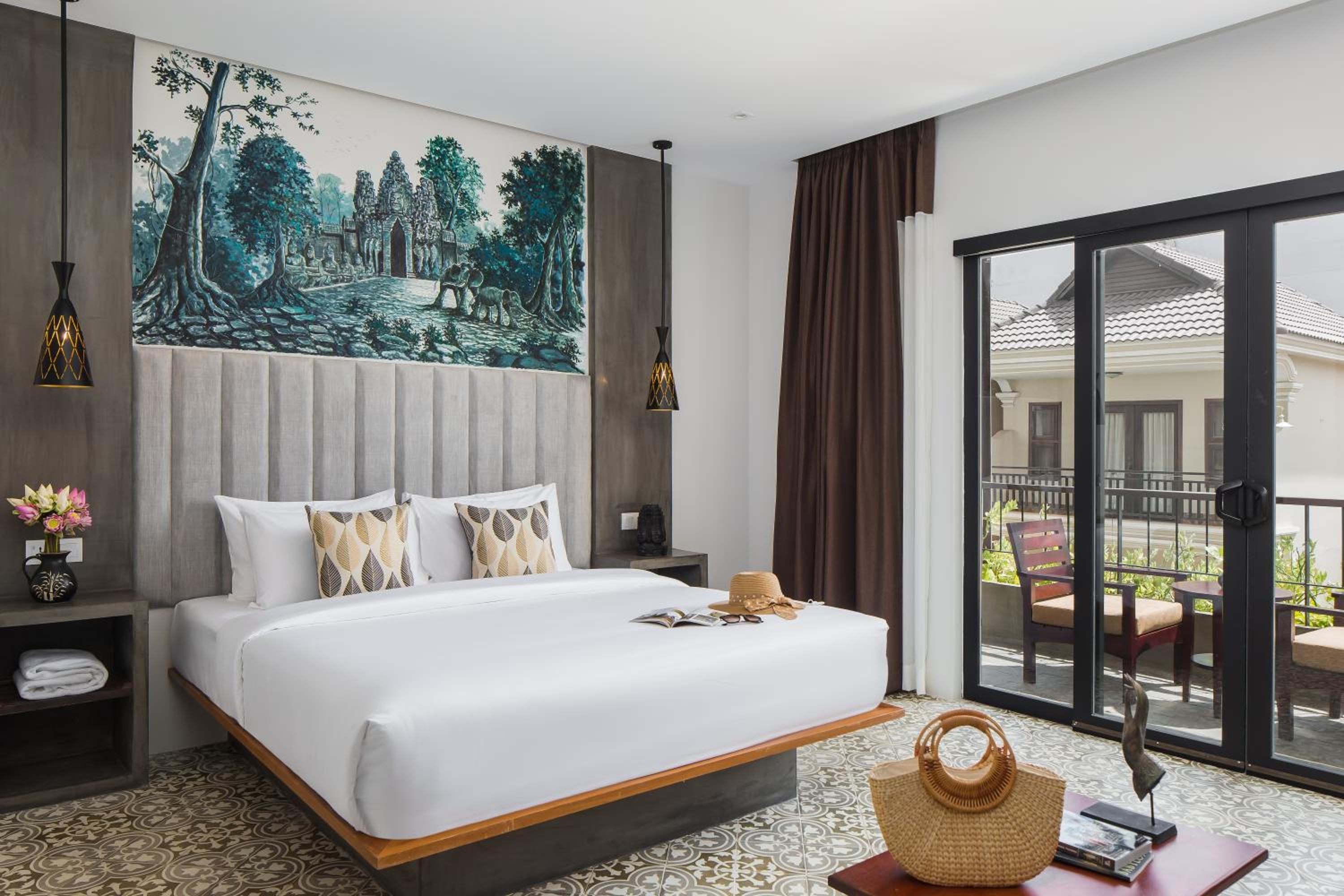 King Room with Pool View