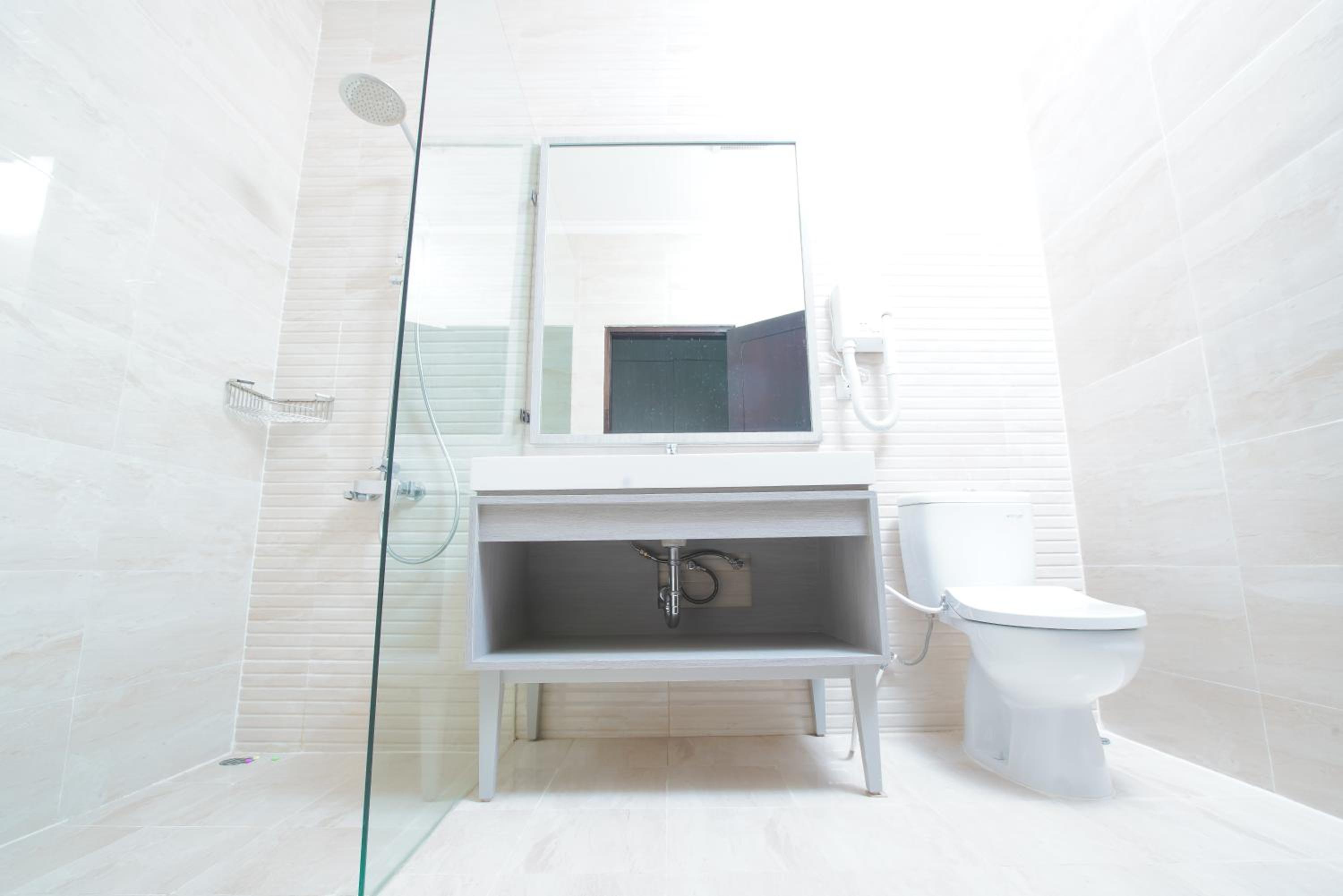 Three-Bedroom Villa - Photo 9