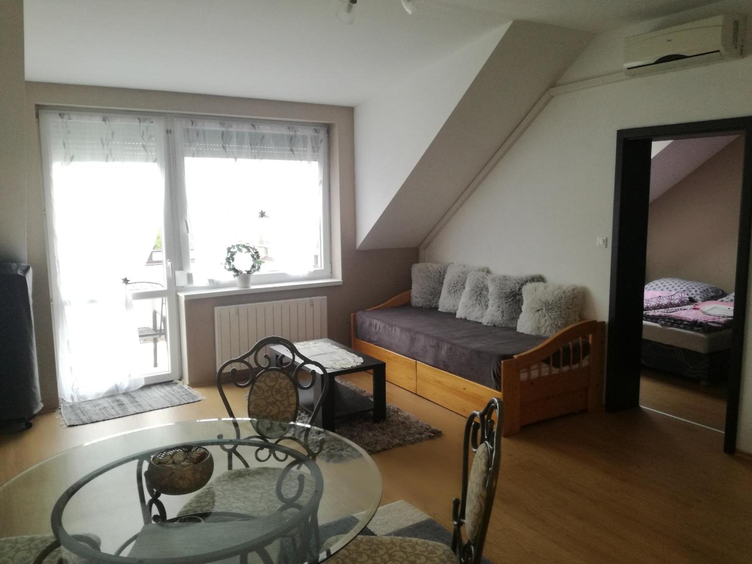 Apartment photo 1