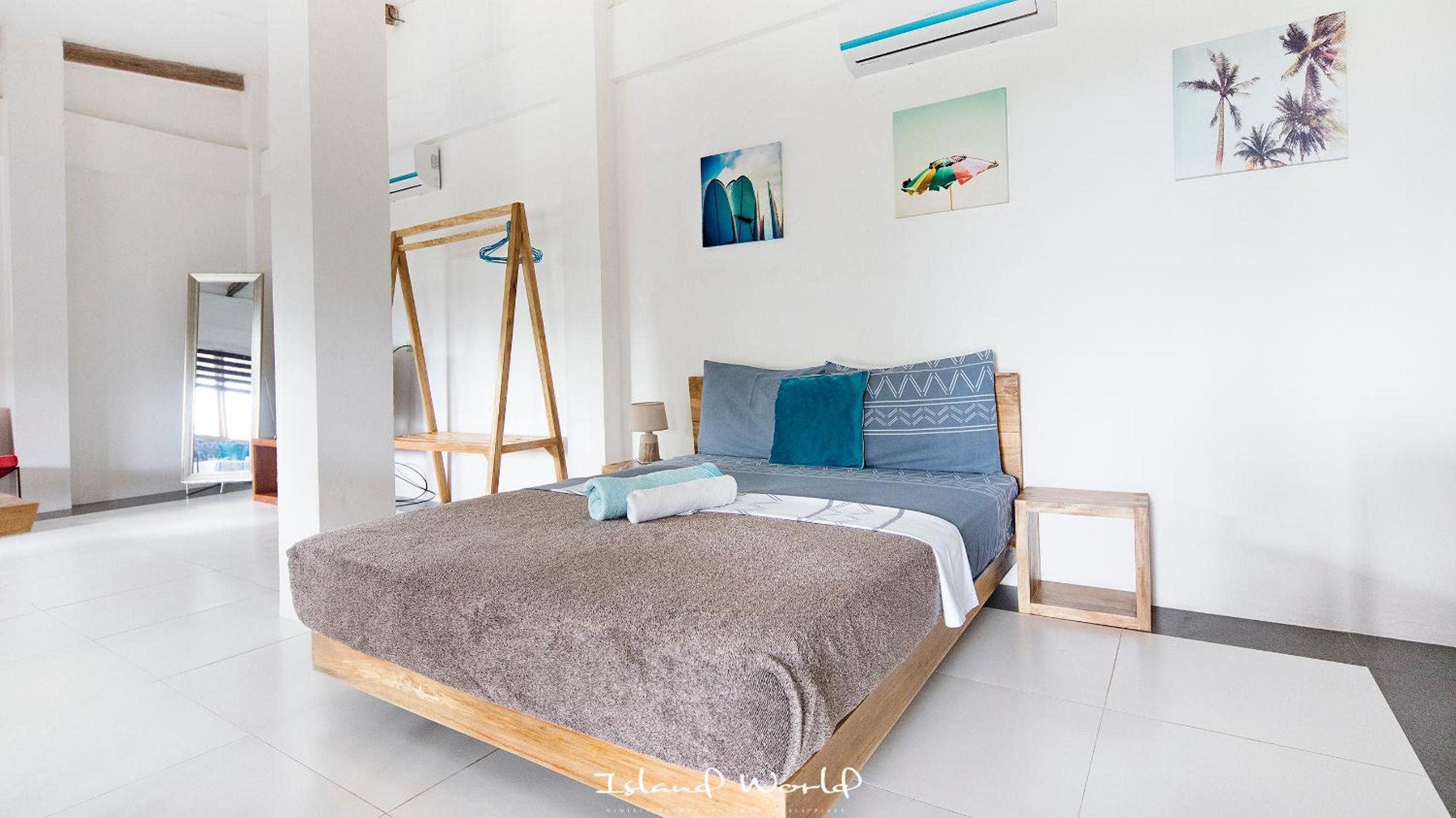 Apartment with Balcony (Free One-way Airport Departure Transfer) photo 2