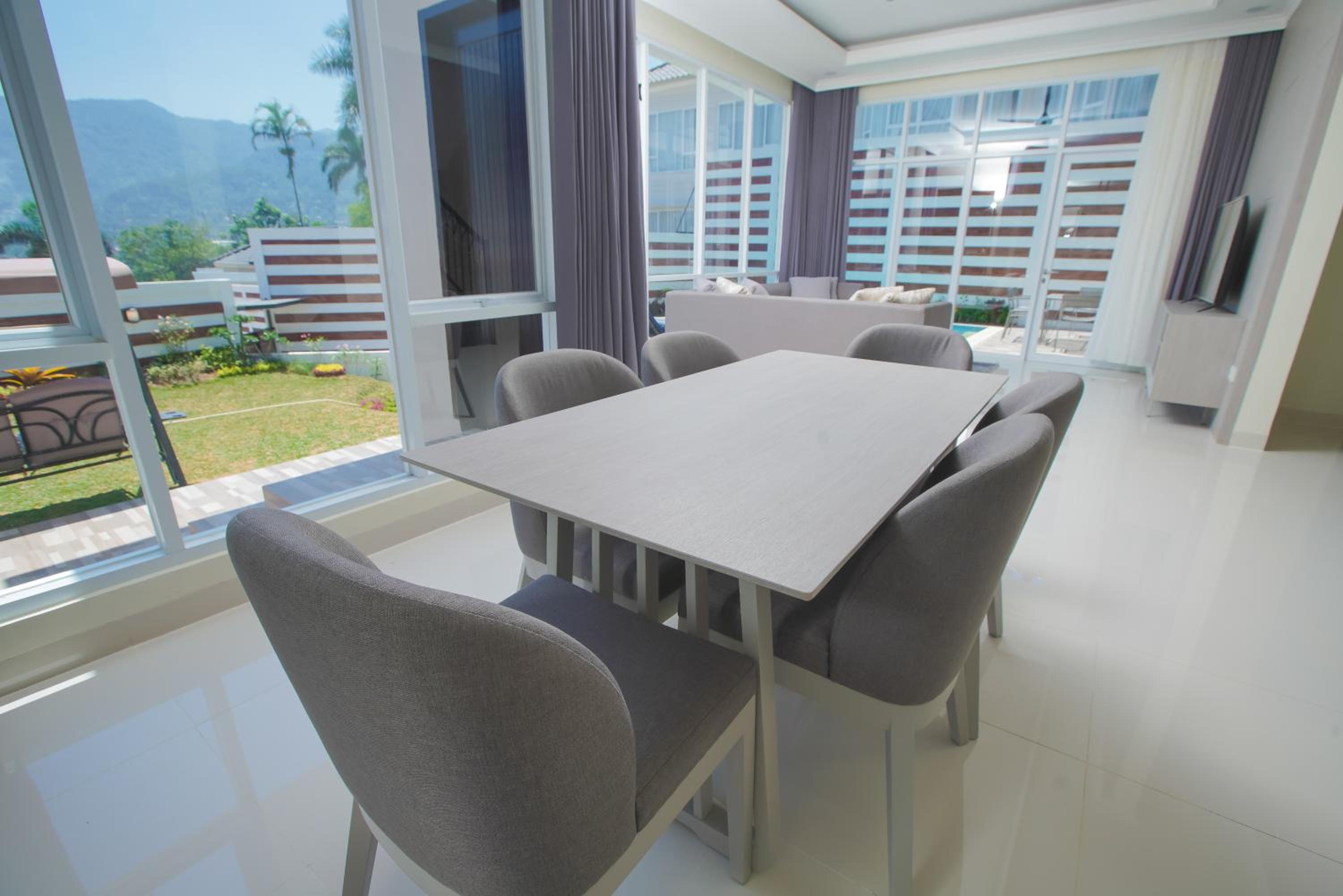 Three-Bedroom Villa - Photo 37