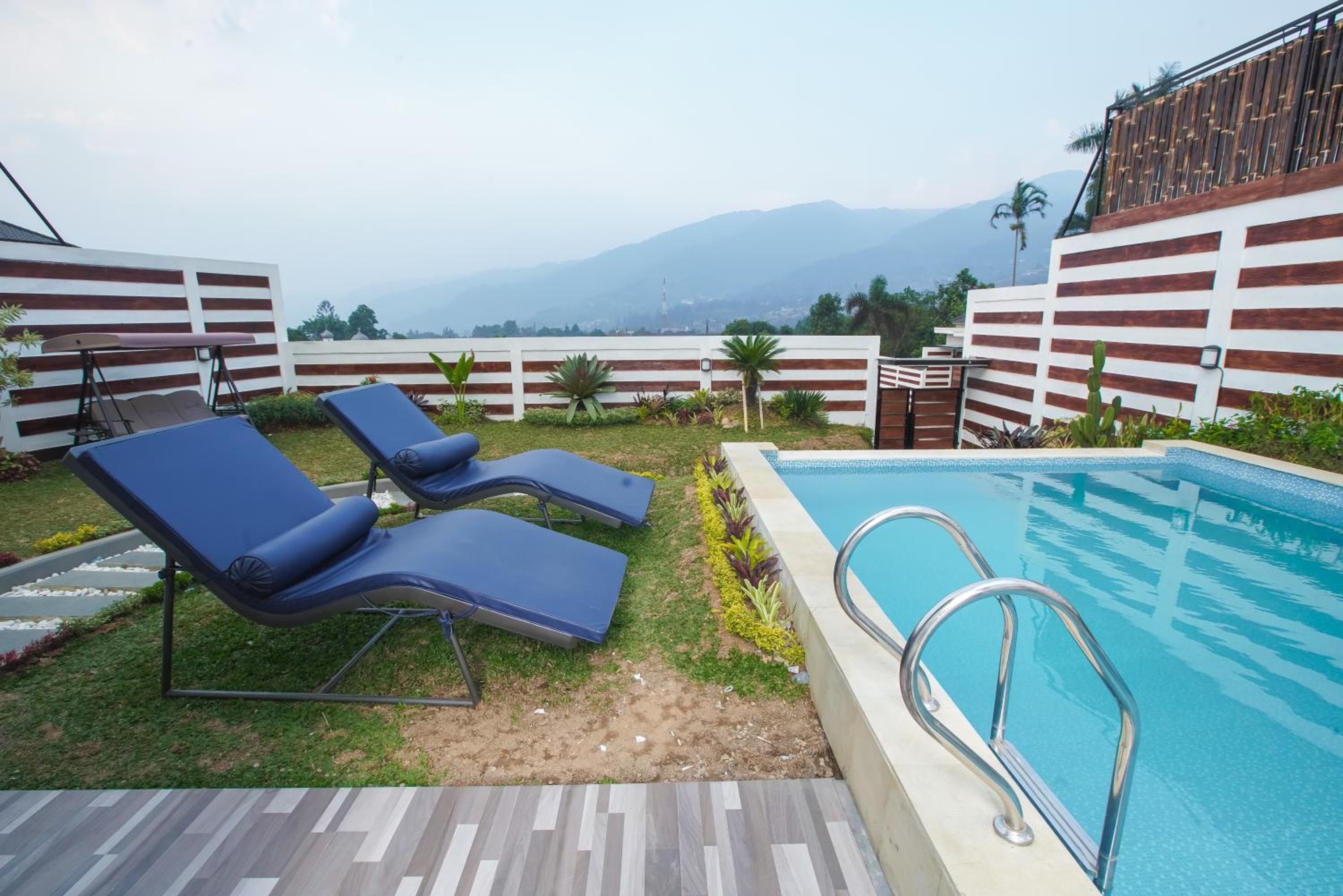 Three-Bedroom Villa - Photo 44