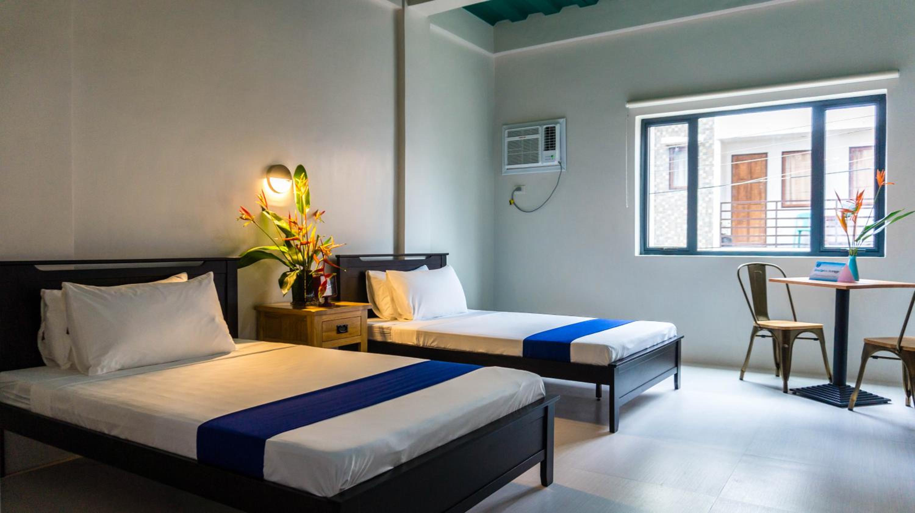 Standard Twin Room - Photo 6