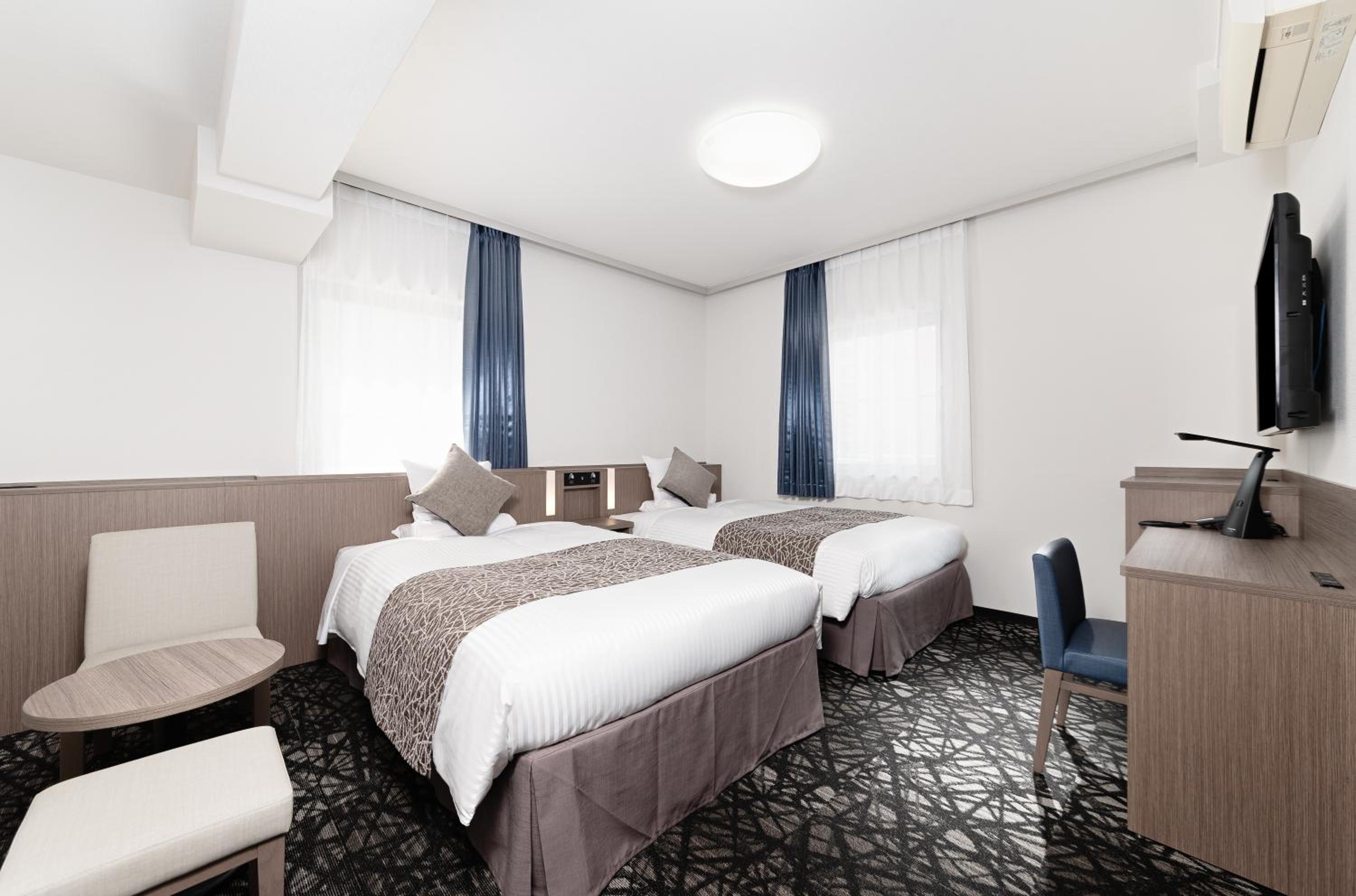 Standard Twin Room - Non-Smoking - Photo 1