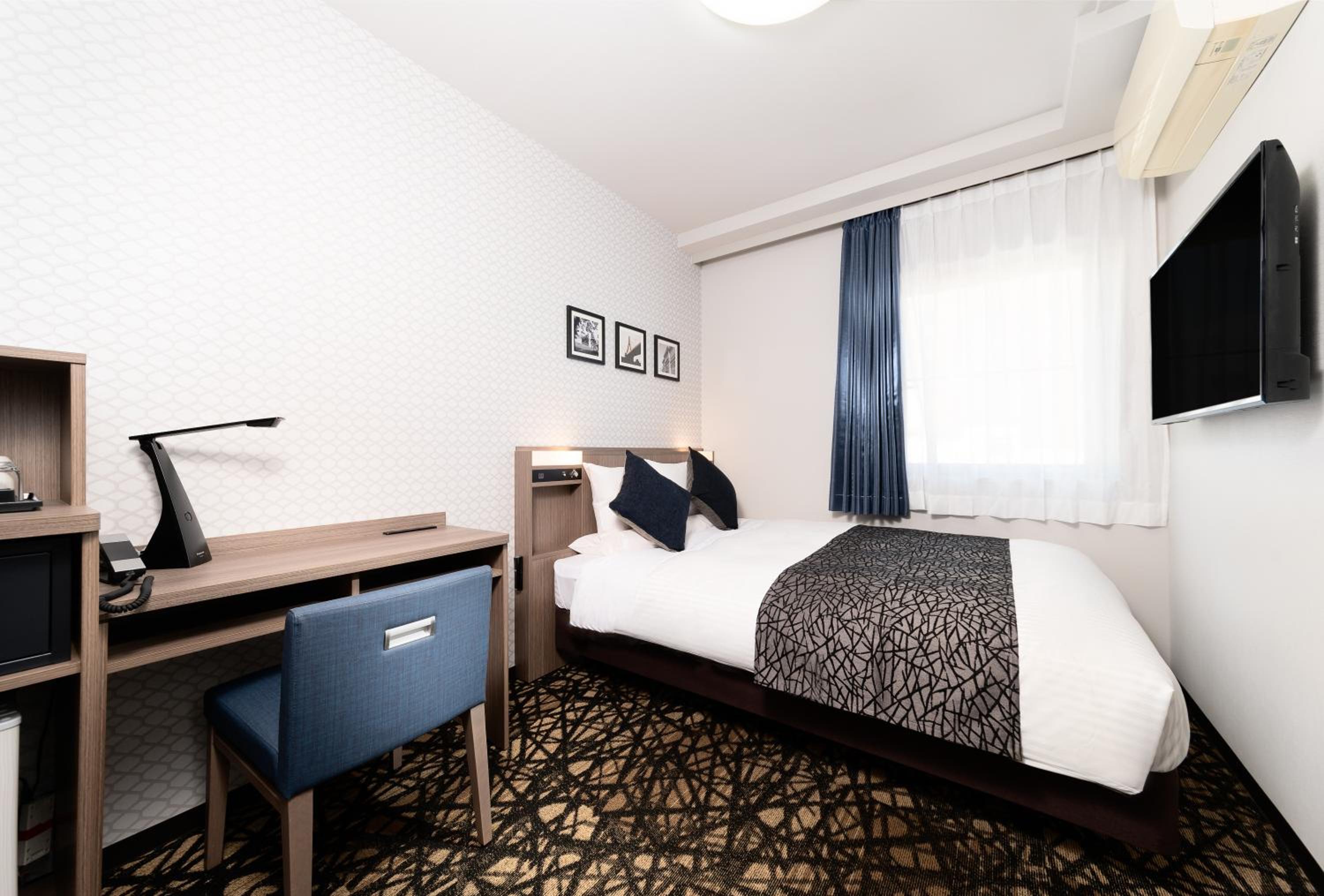 Standard Double Room - Non-Smoking - Photo 1