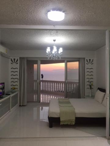 Apartment with Sea View photo 1