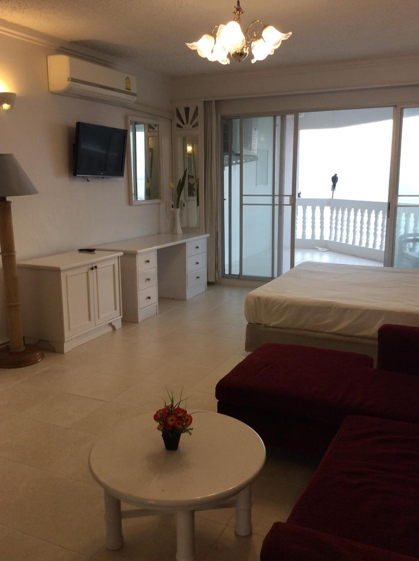 Apartment with Sea View photo 1