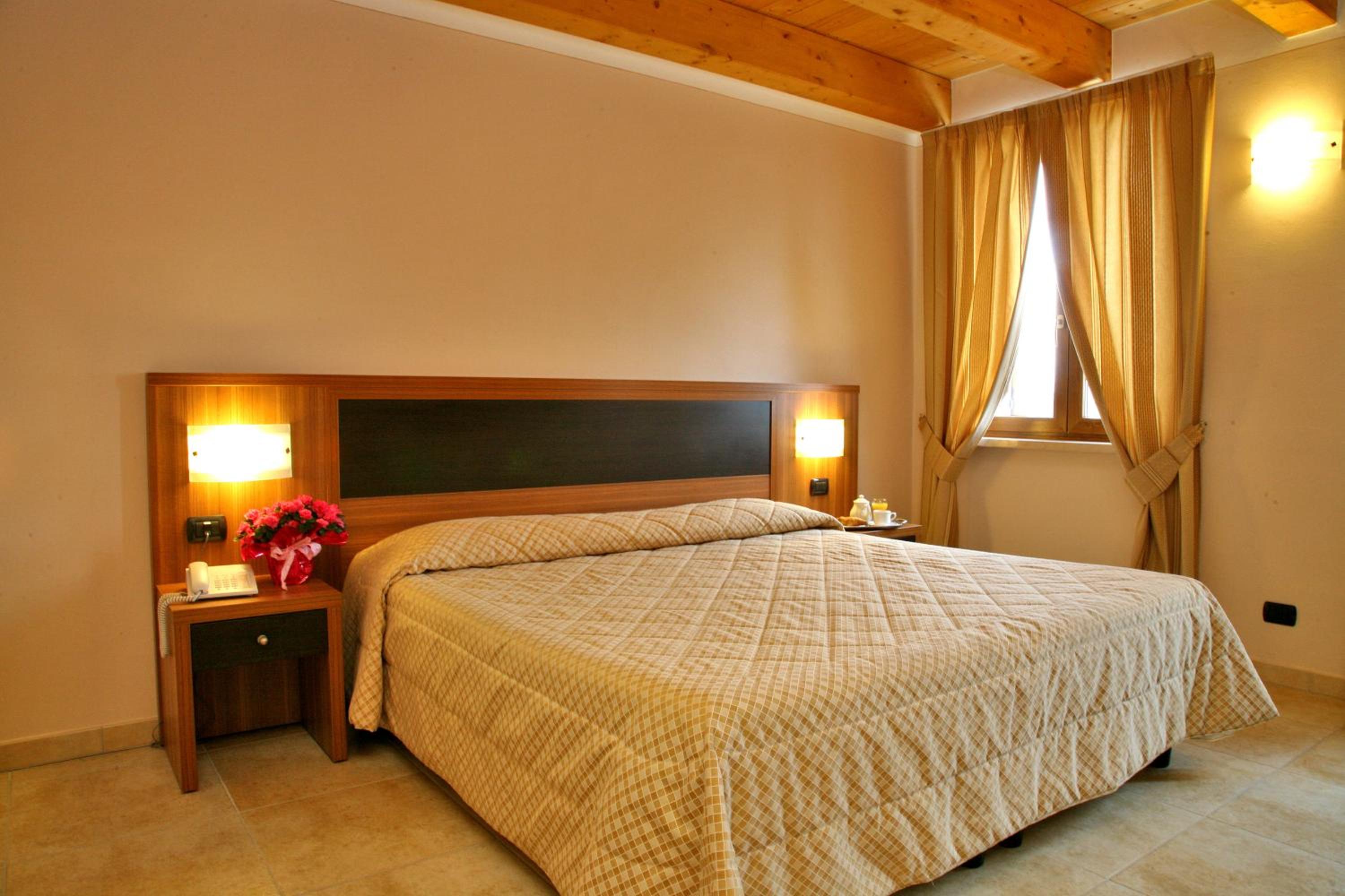 Standard Double Room photo 1