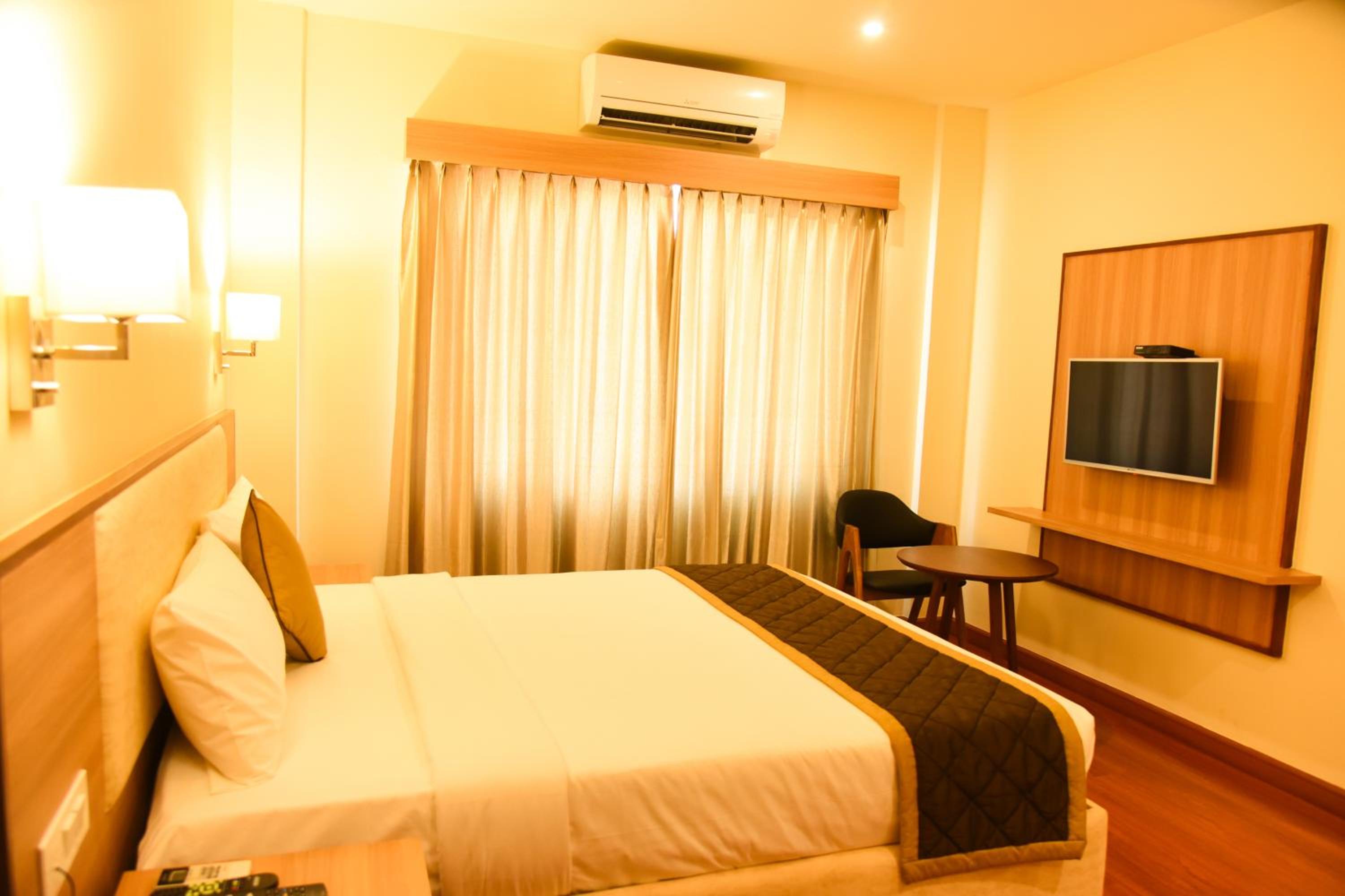 Deluxe Room - Photo 4