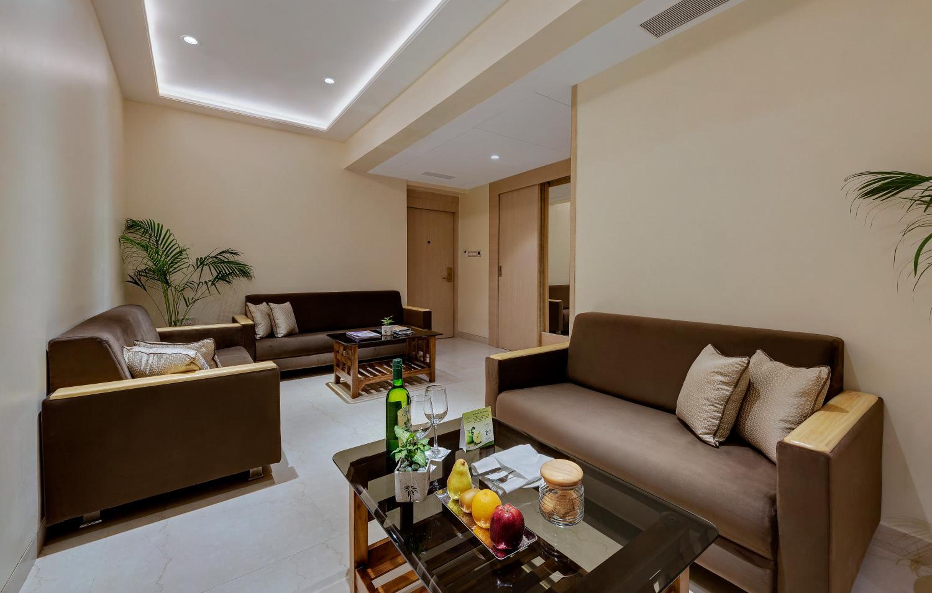 Hazel Suite - Photo 2