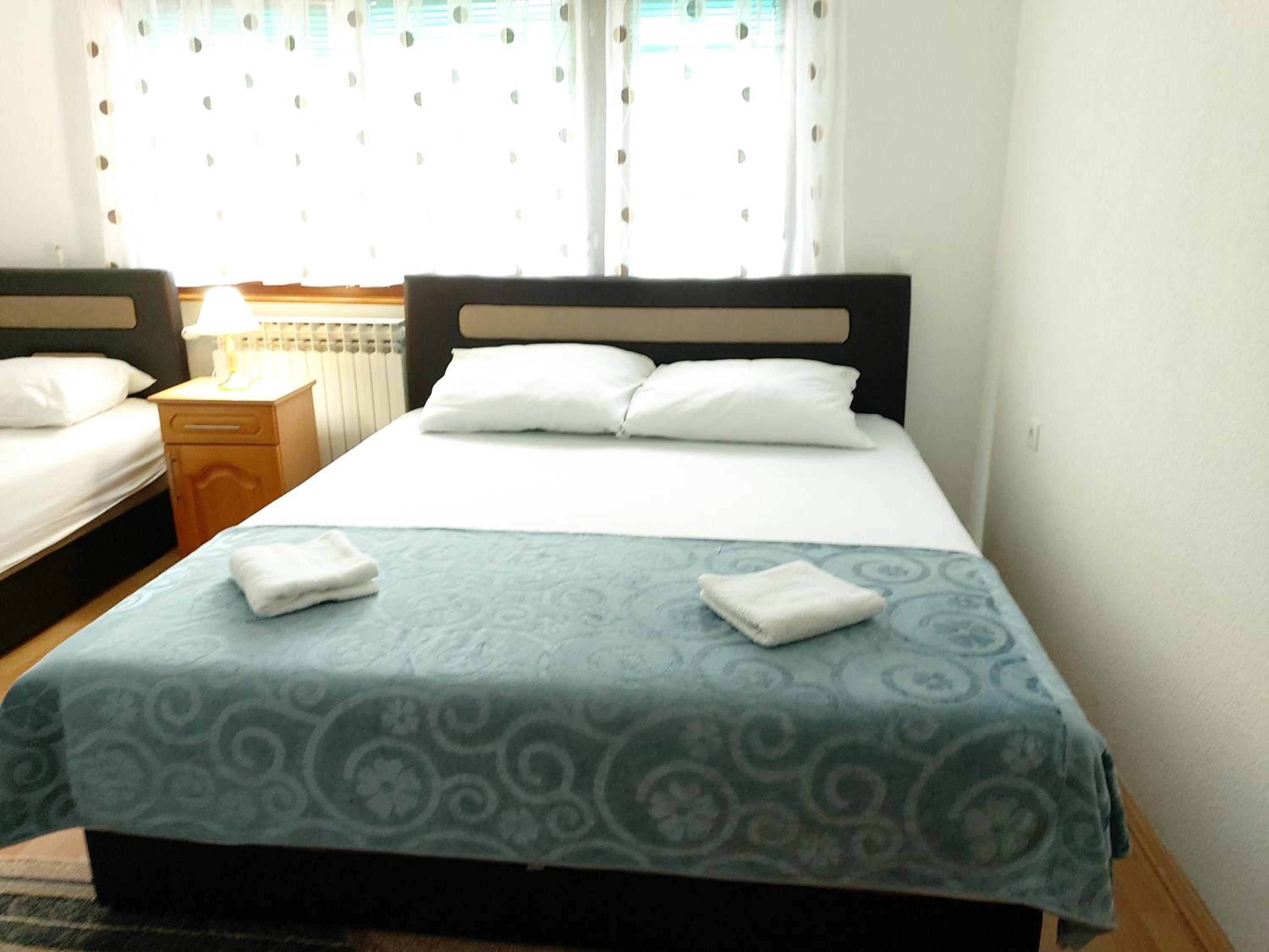 Apartment with Balcony photo 3