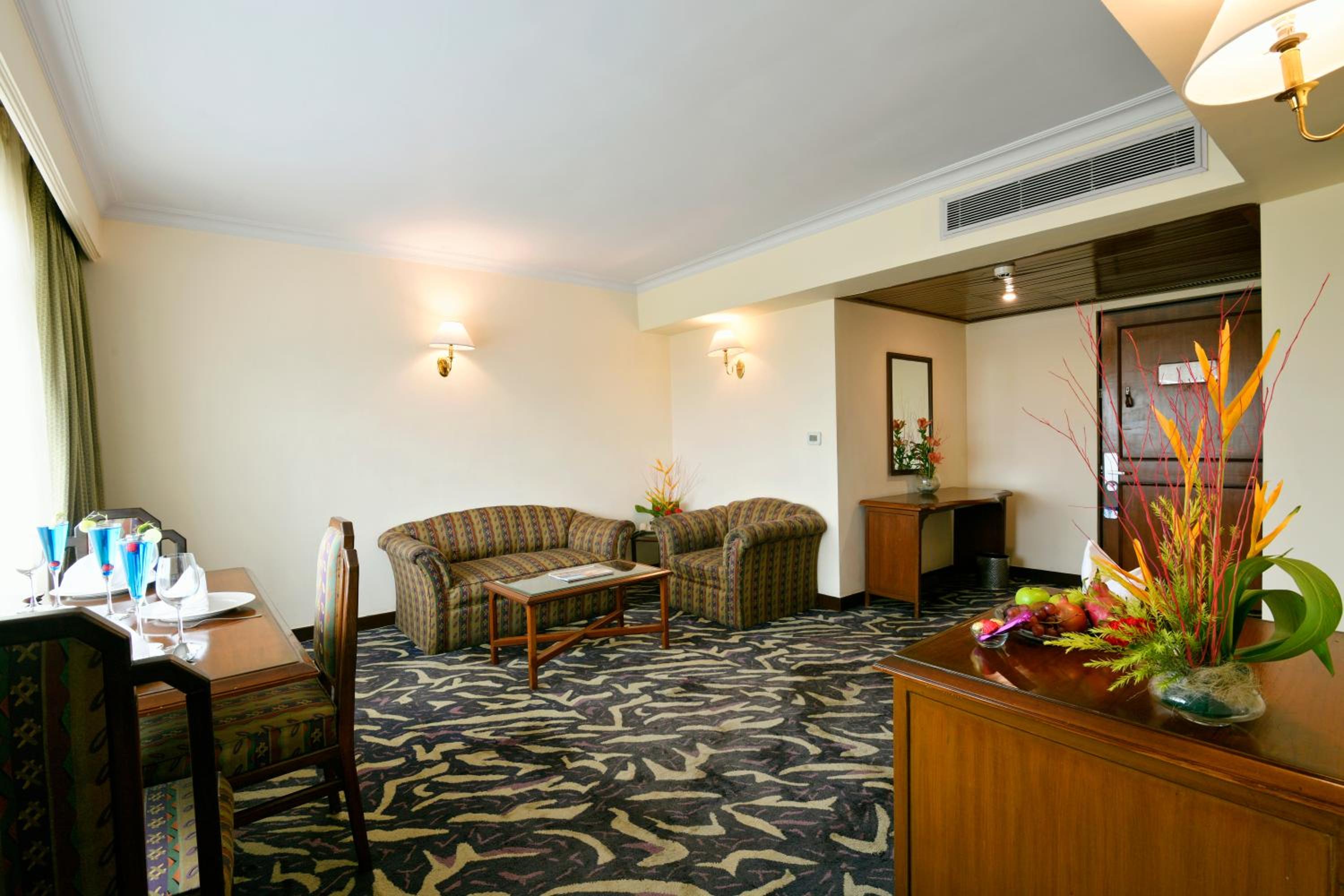 Chowringhee Suite - Photo 4
