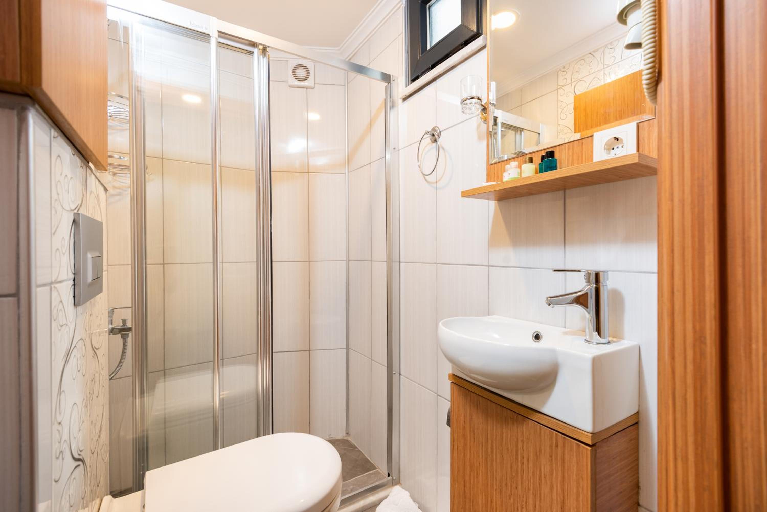 Standard Single Room