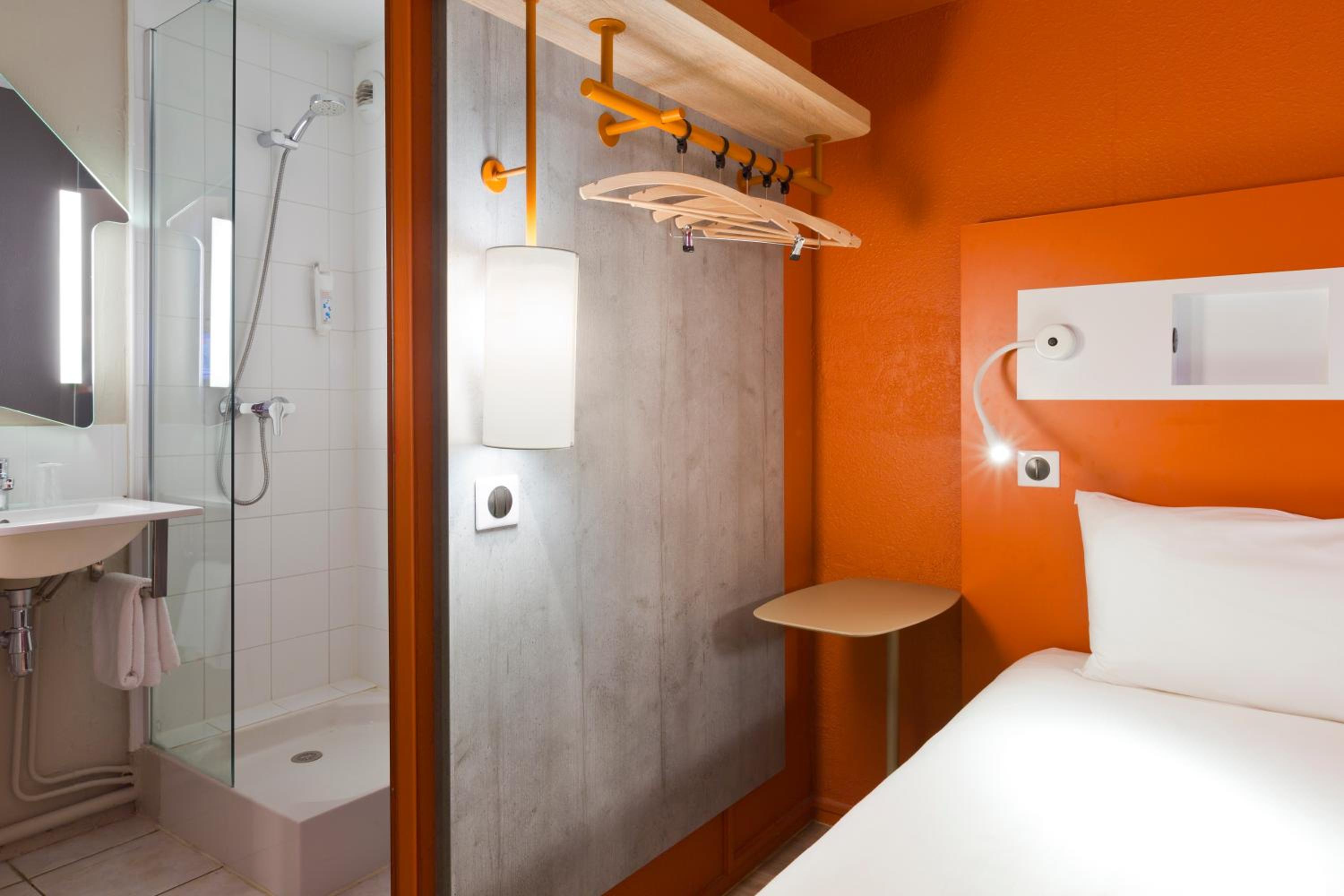 Double Room - Photo 3