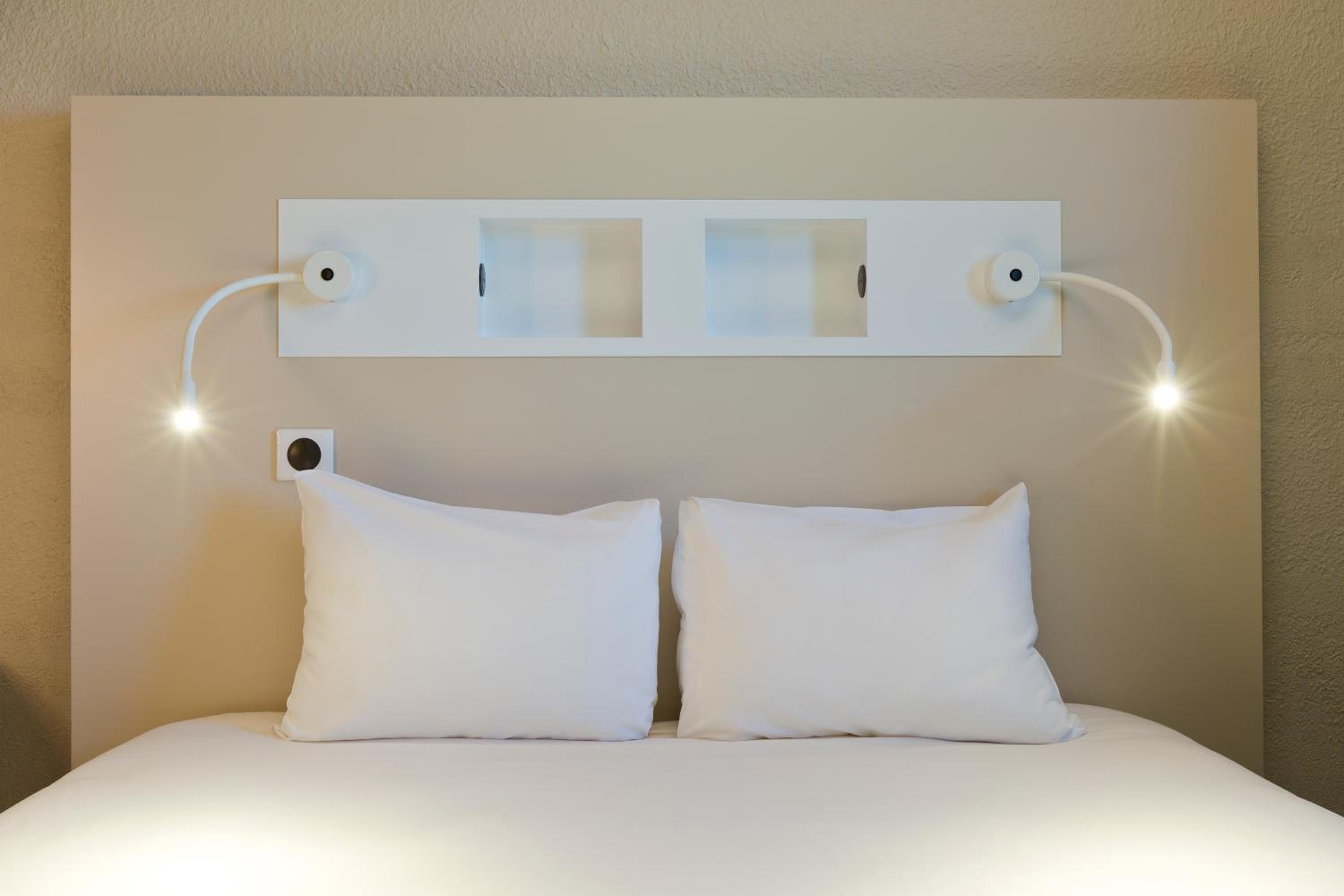 Double Room - Photo 5