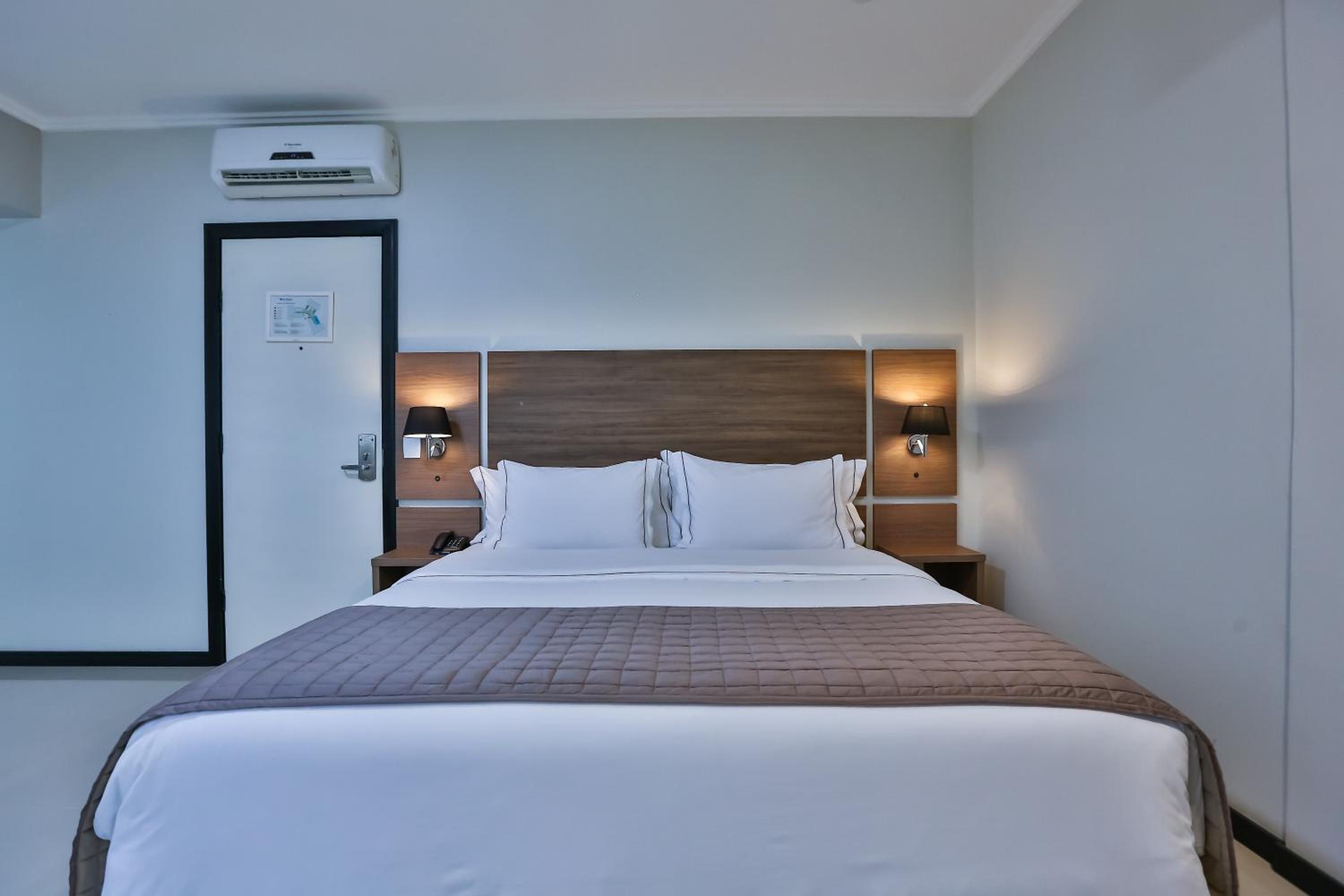 Premium Double Room photo 2