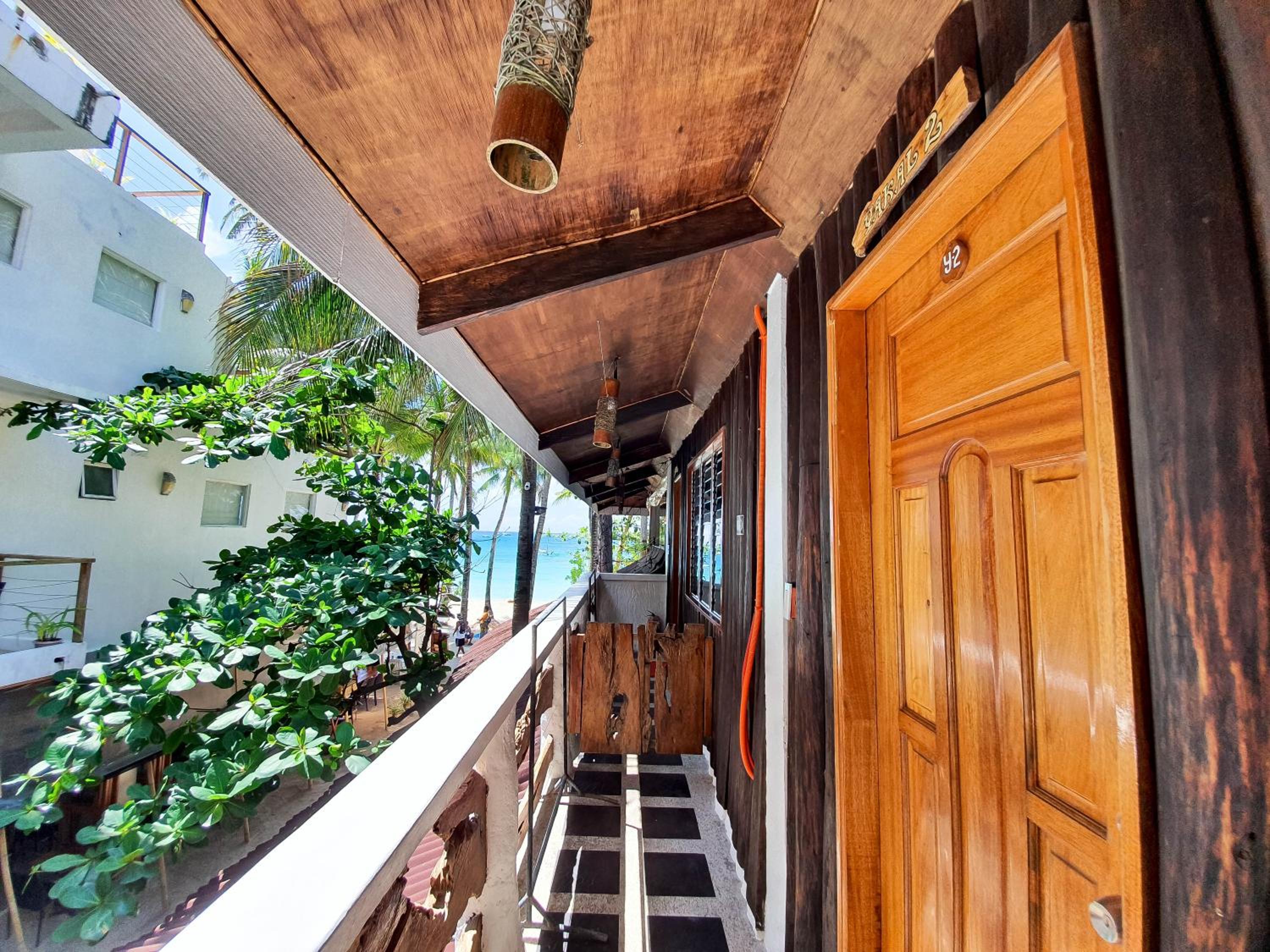 Superior Room with Partial Sea View - Photo 1