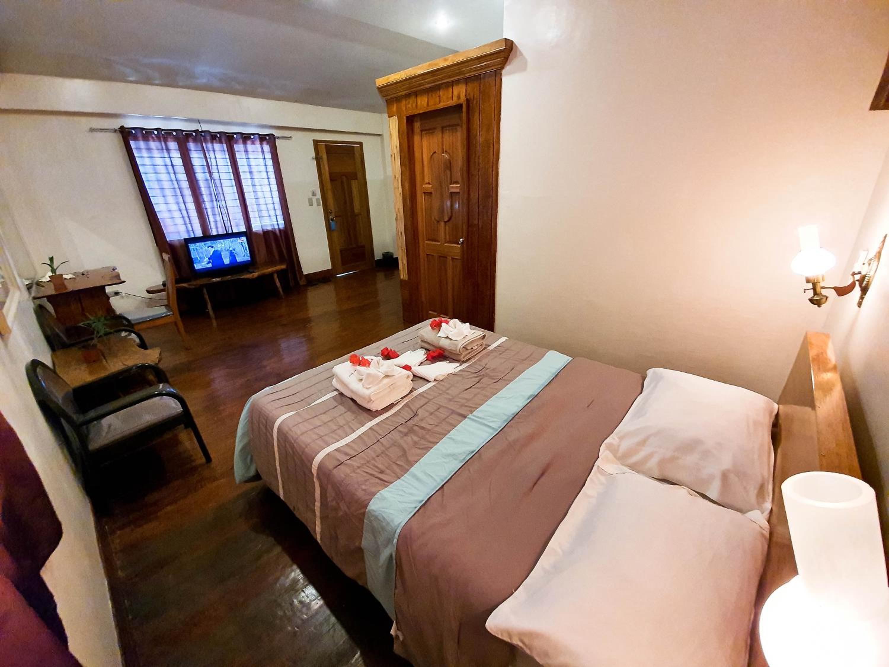 Superior Room with Partial Sea View - Photo 4