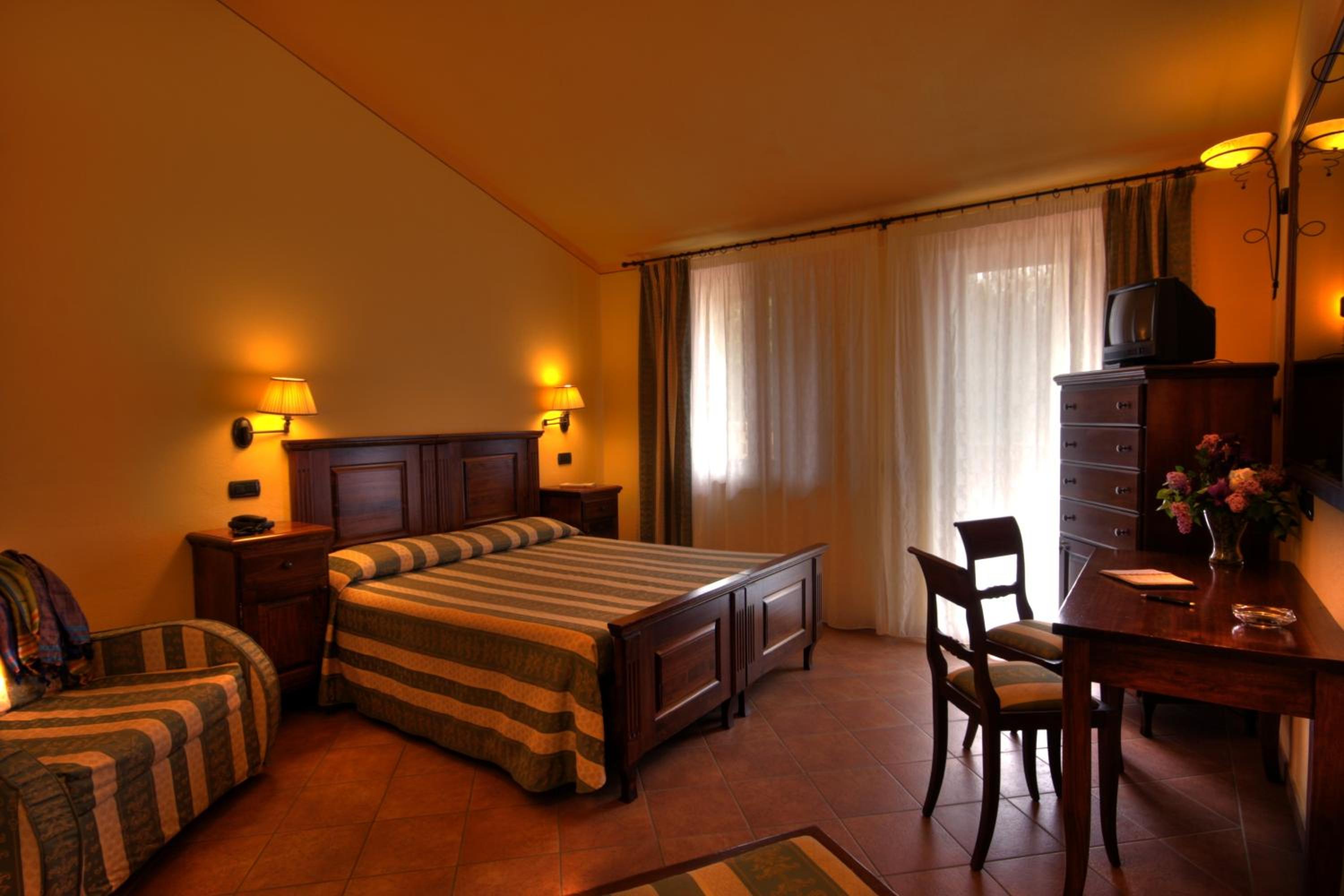 Superior Double or Twin Room with Spa Access Light photo 2