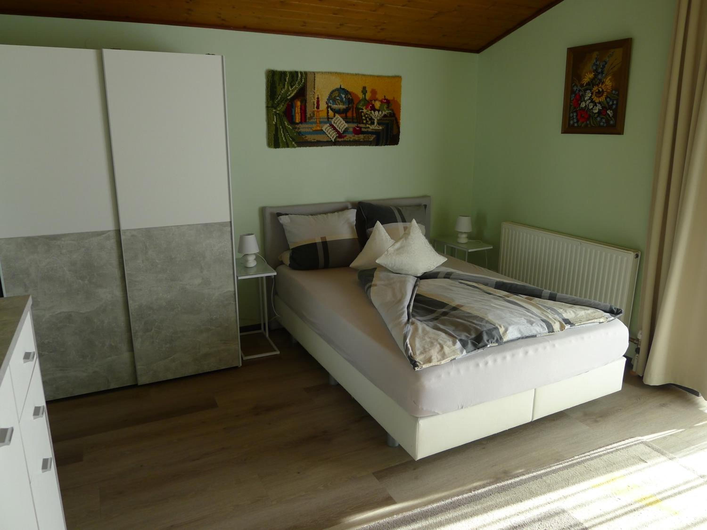 Standard Studio with Balcony and Mountain View photo 1