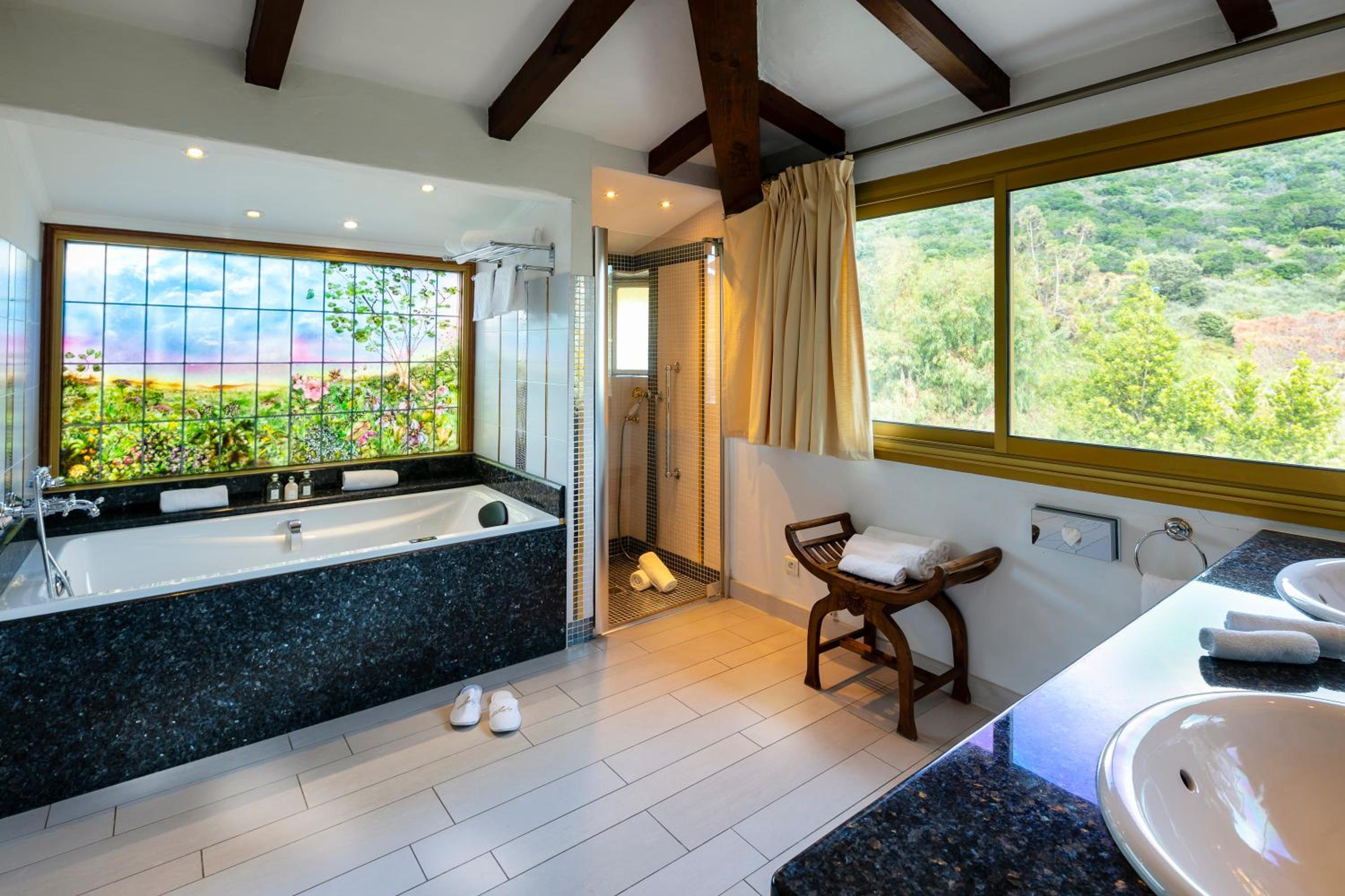 King Suite with Sea View photo 1