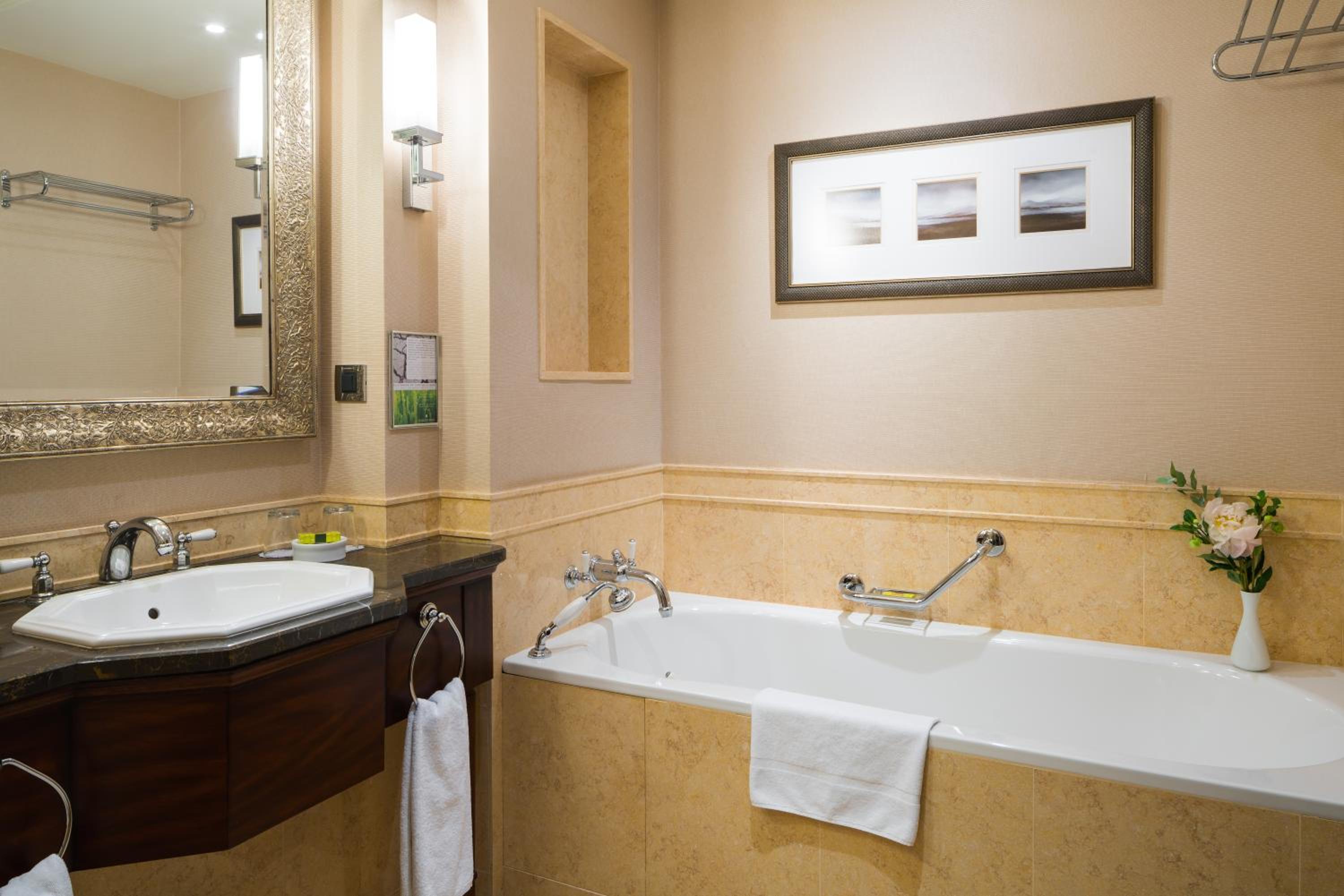 Classic Room - Photo 3