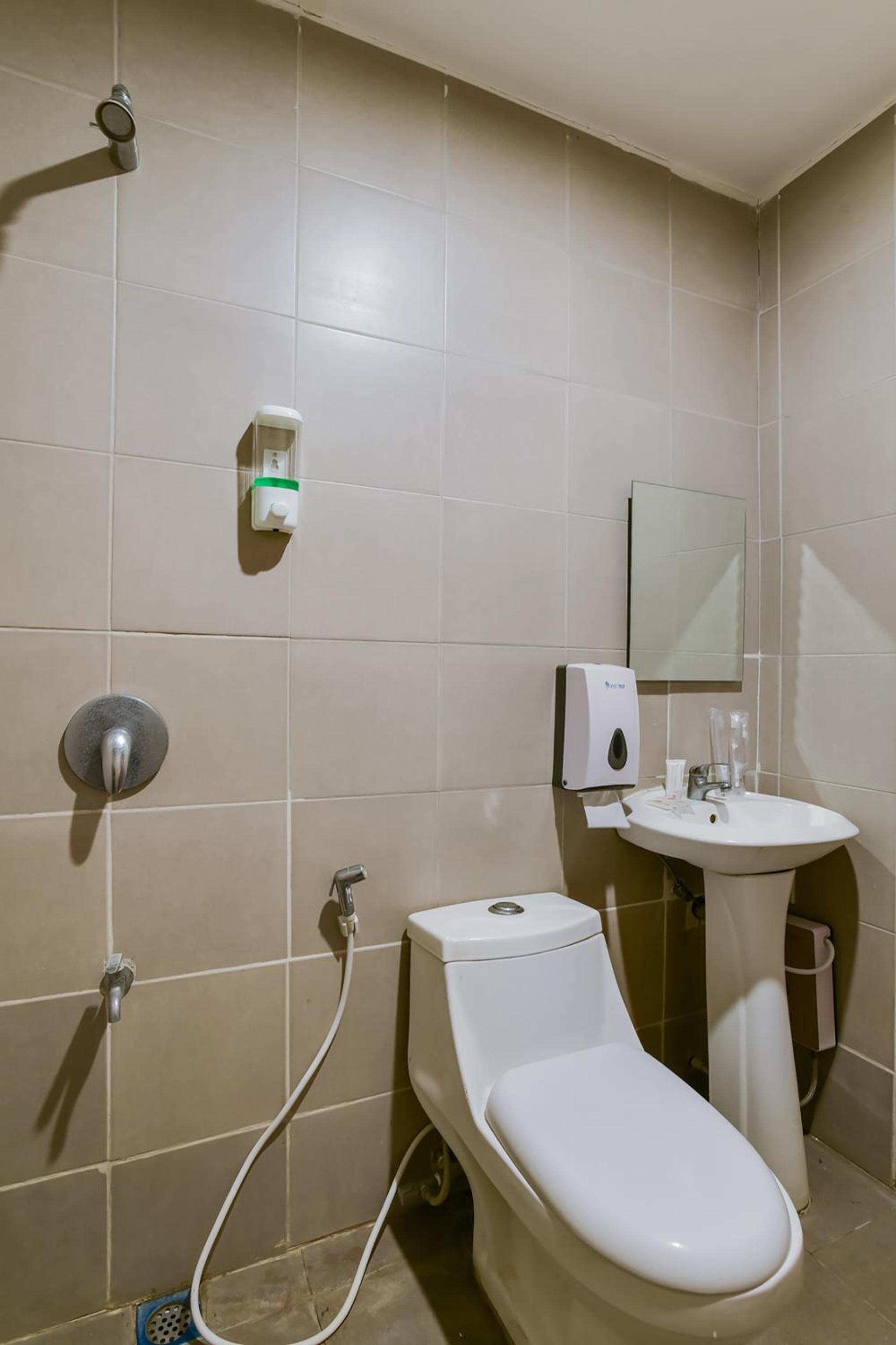 Deluxe Double Room - Photo 7