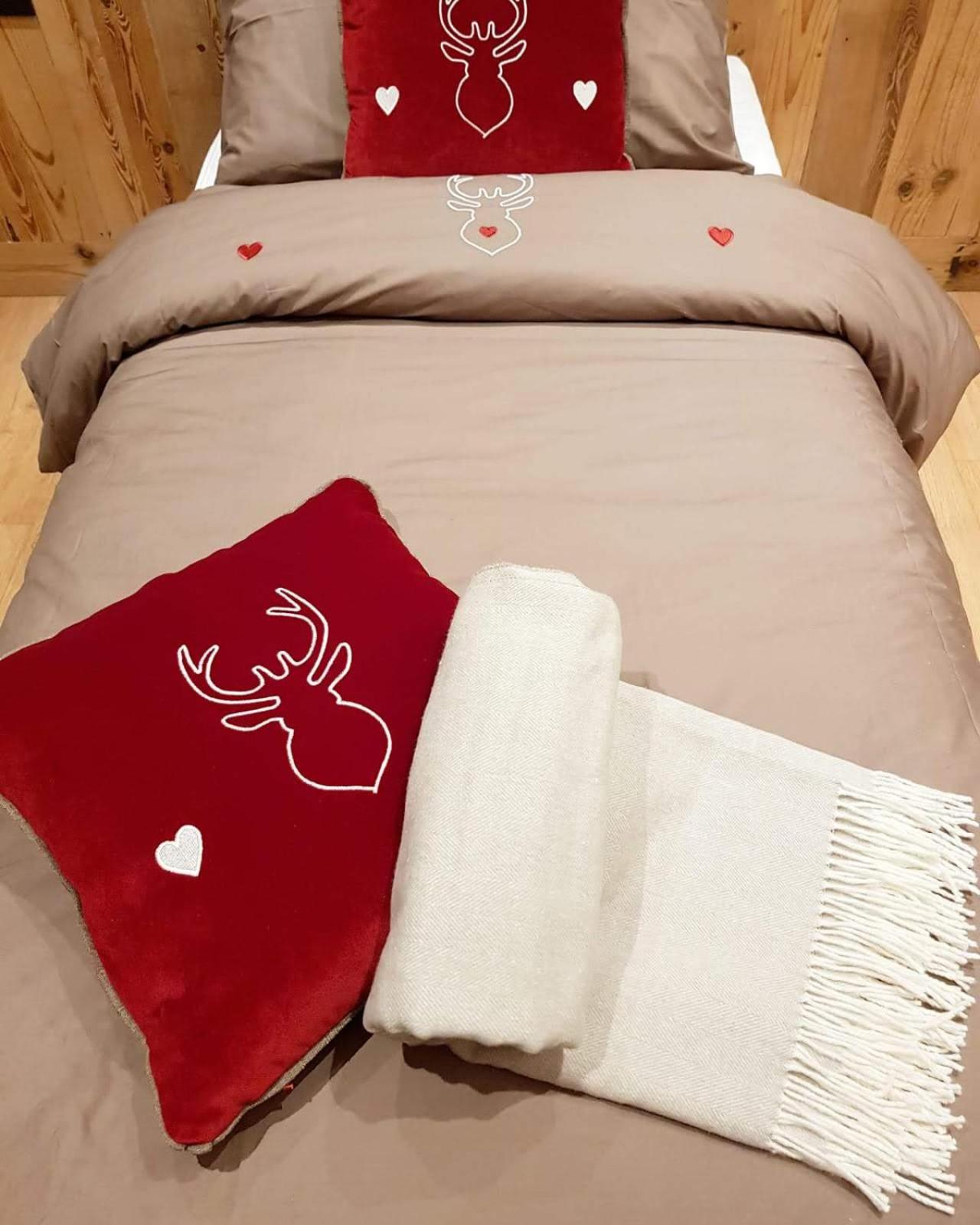 Deluxe Double or Twin Room with Mountain View - Photo 7