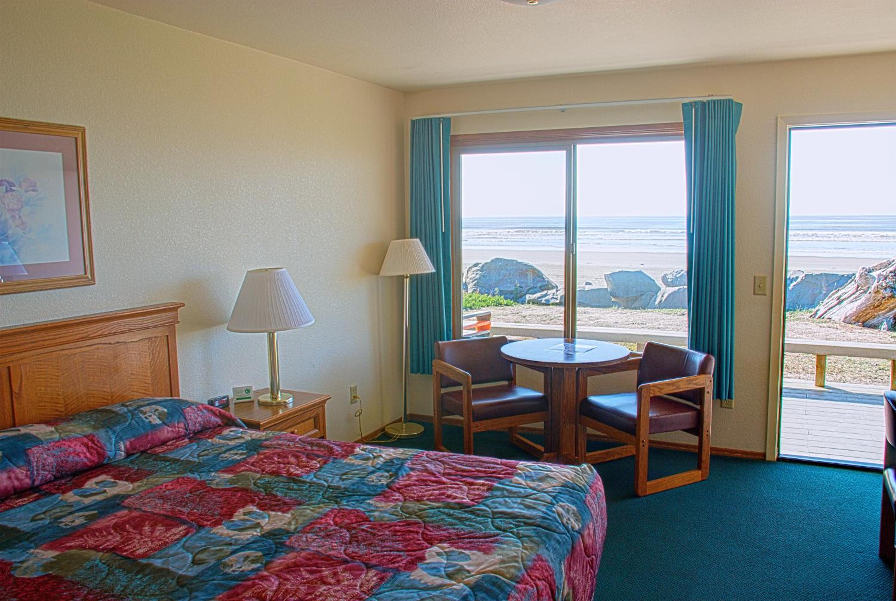 King Room with Sea View photo 2