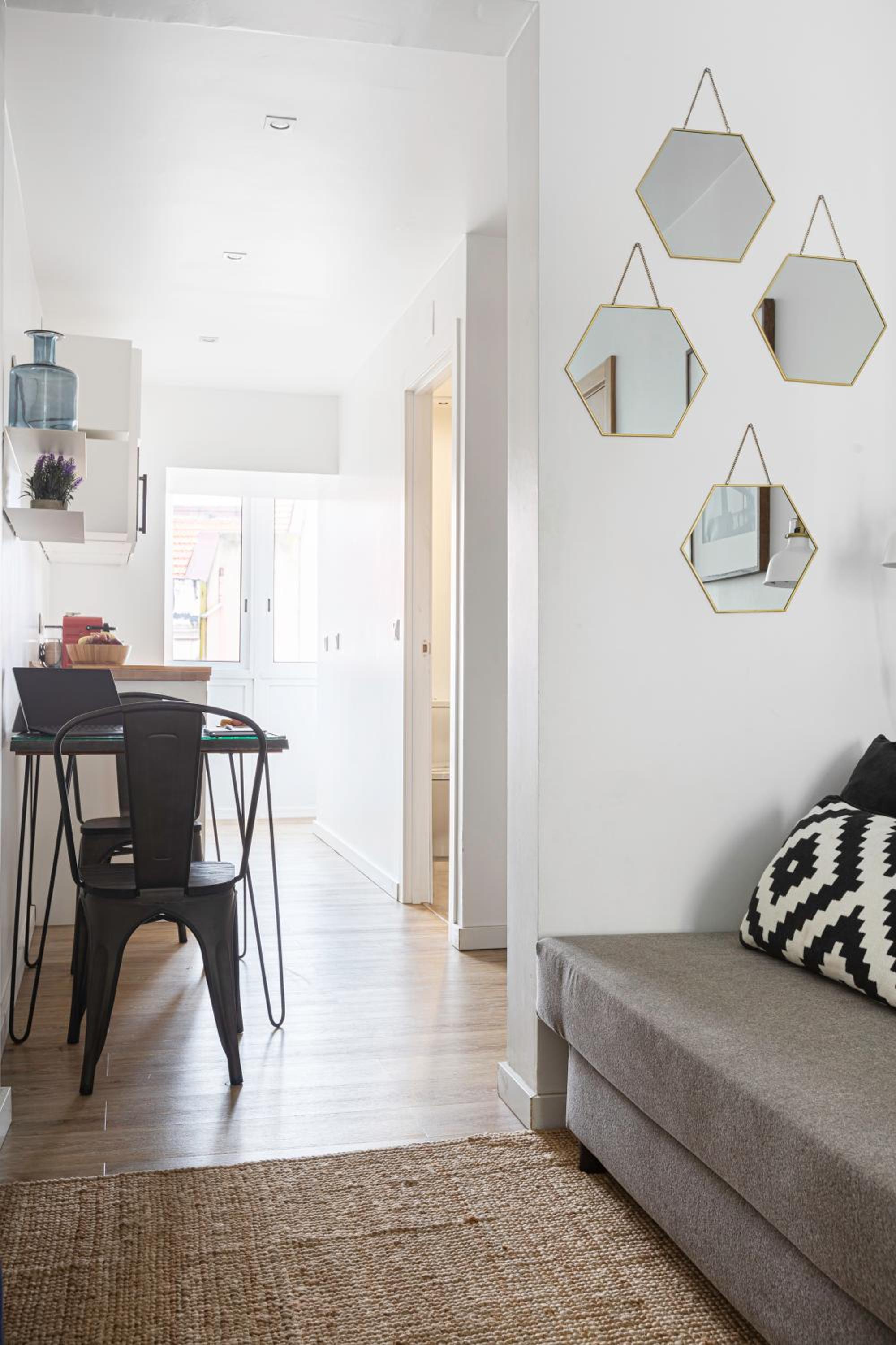 Studio with Kitchen and Sofa Bed photo 1