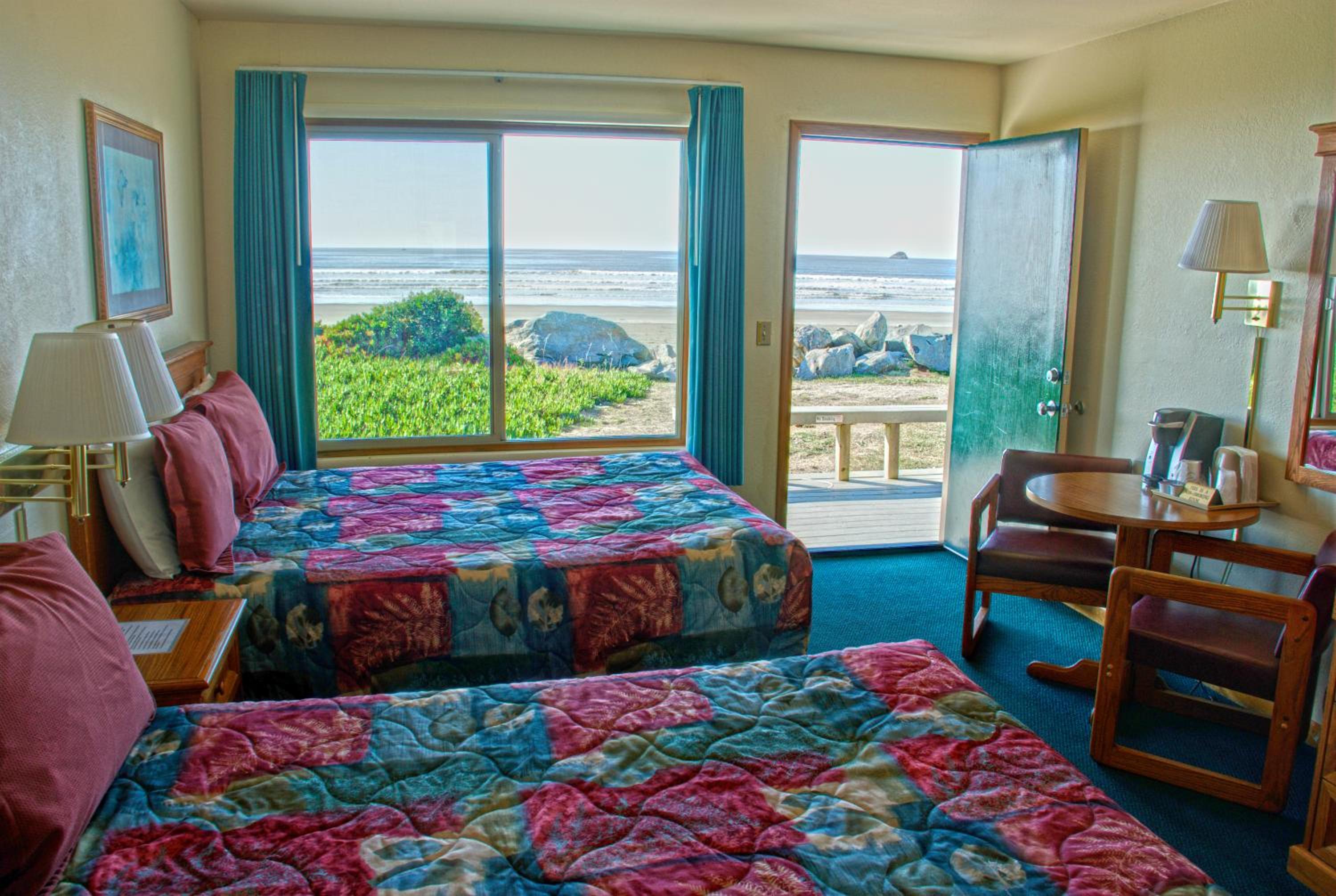 Double Room with Sea View - Photo 12