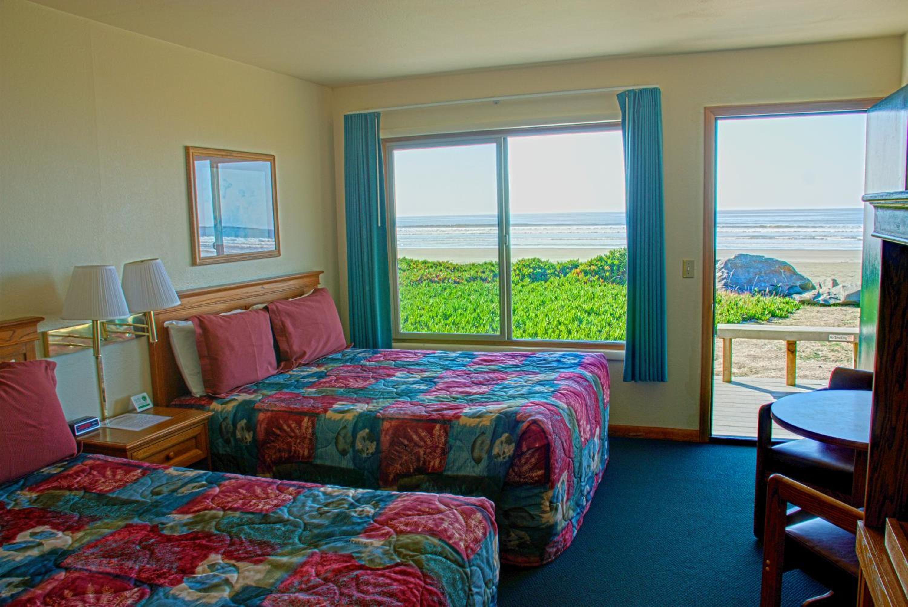 Double Room with Sea View - Photo 13