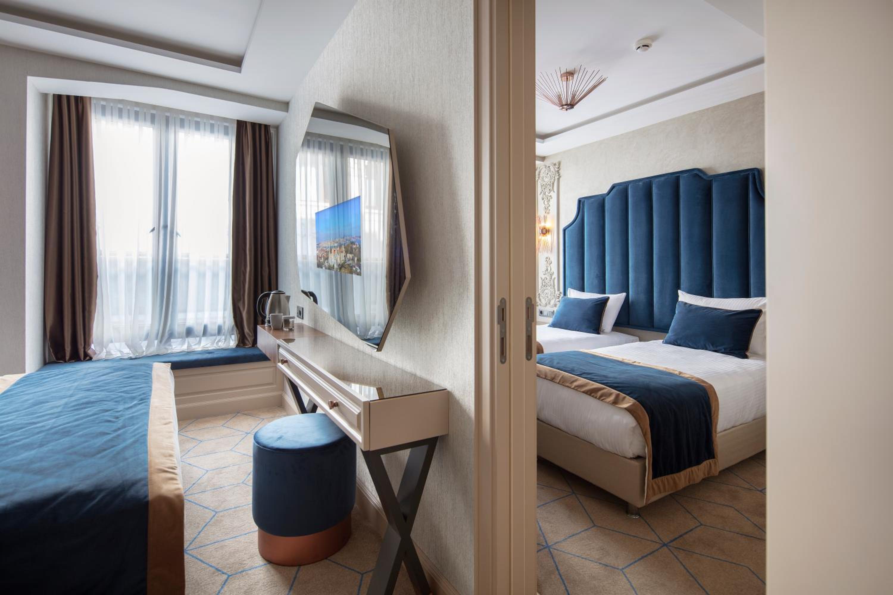 Deluxe Quadruple Room photo 2