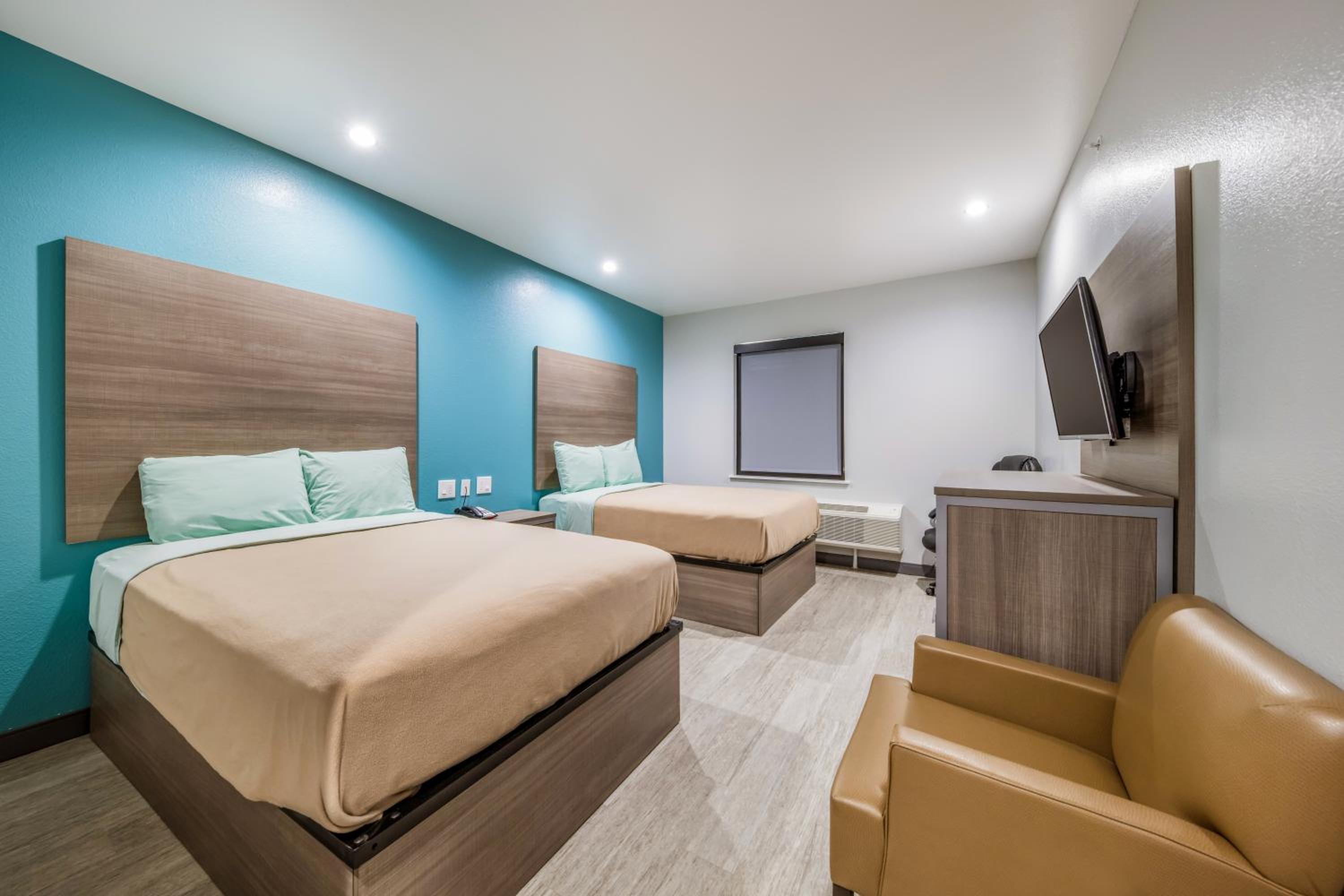 Standard Double Room - Photo 4