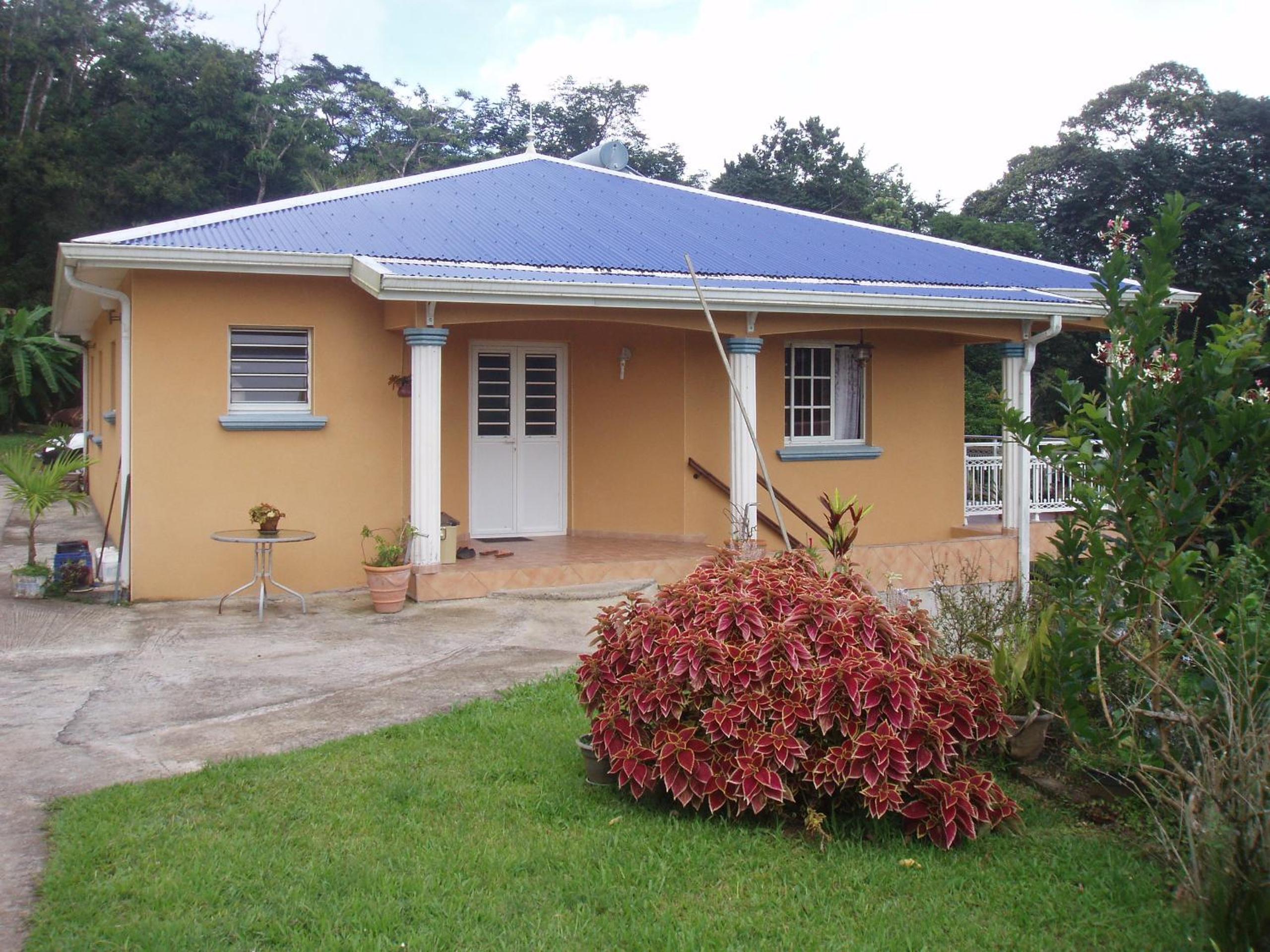 One-Bedroom House photo 1