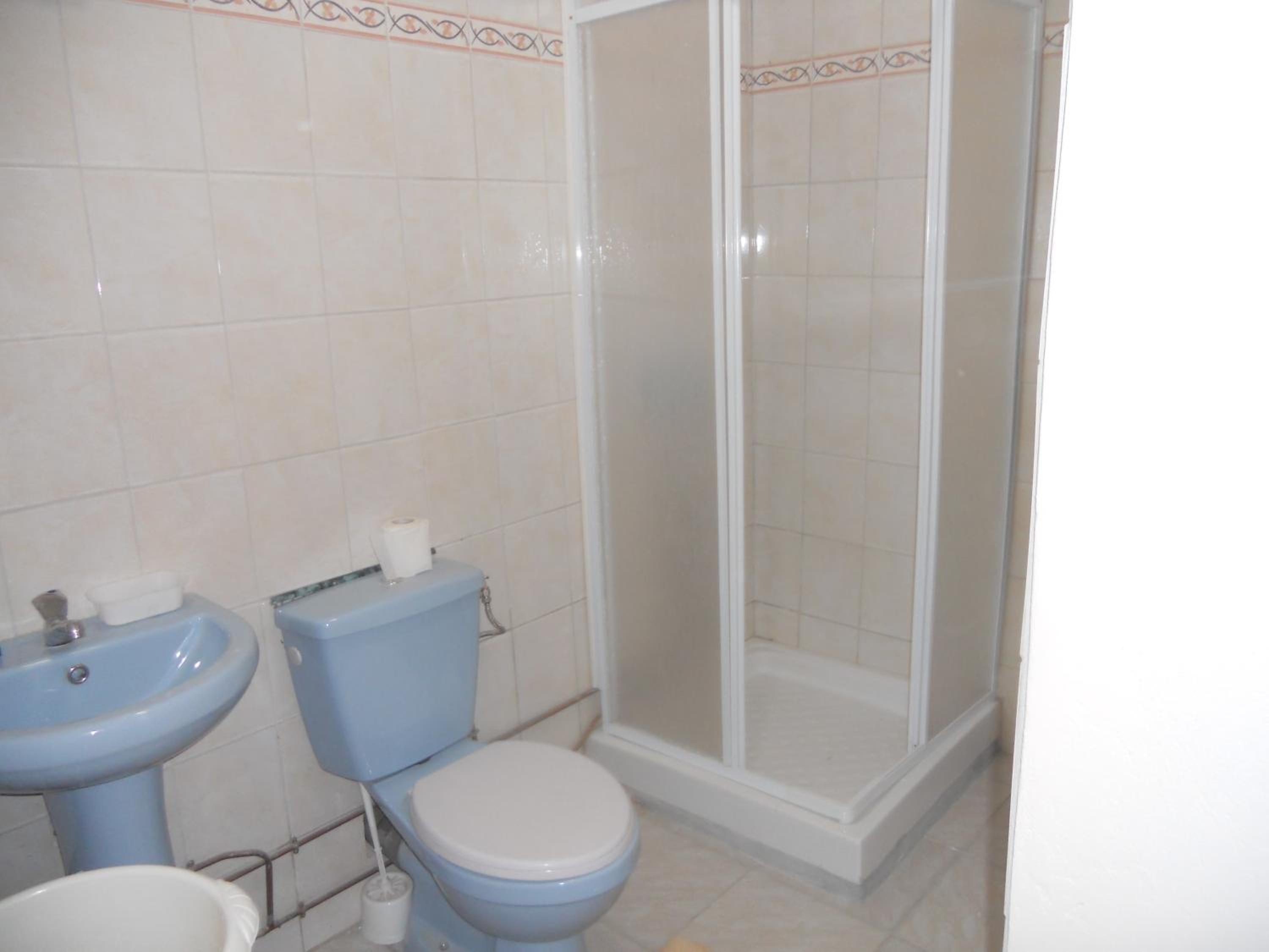 One-Bedroom House photo 2
