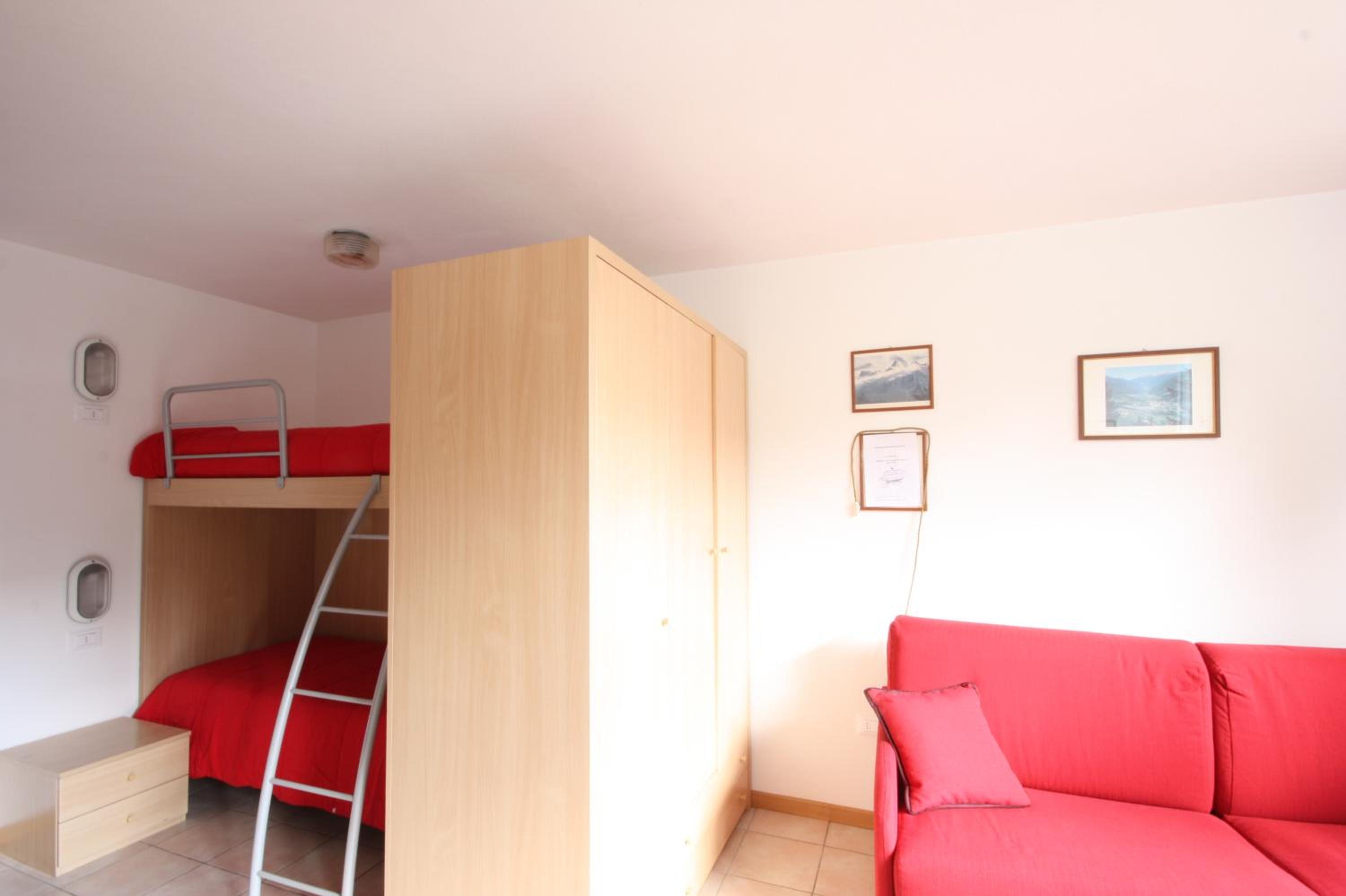 Studio Apartment photo 2