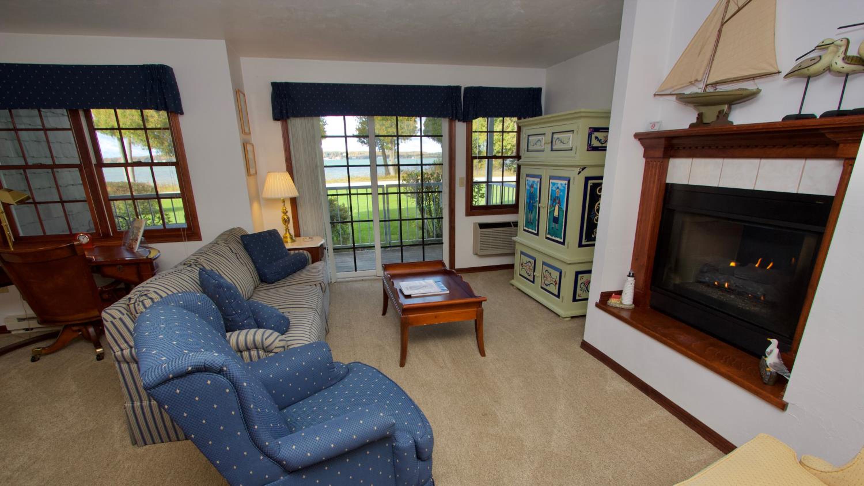 Superior King Suite