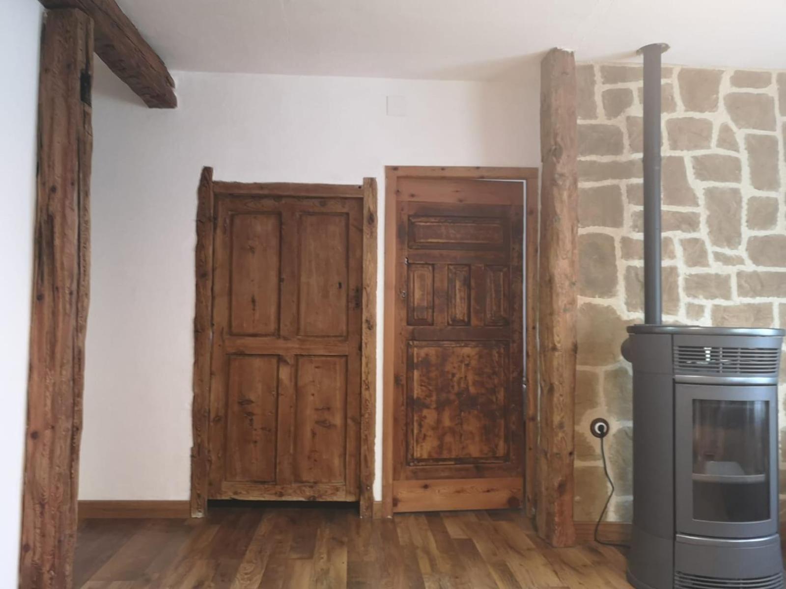 Two-Bedroom House - Photo 21