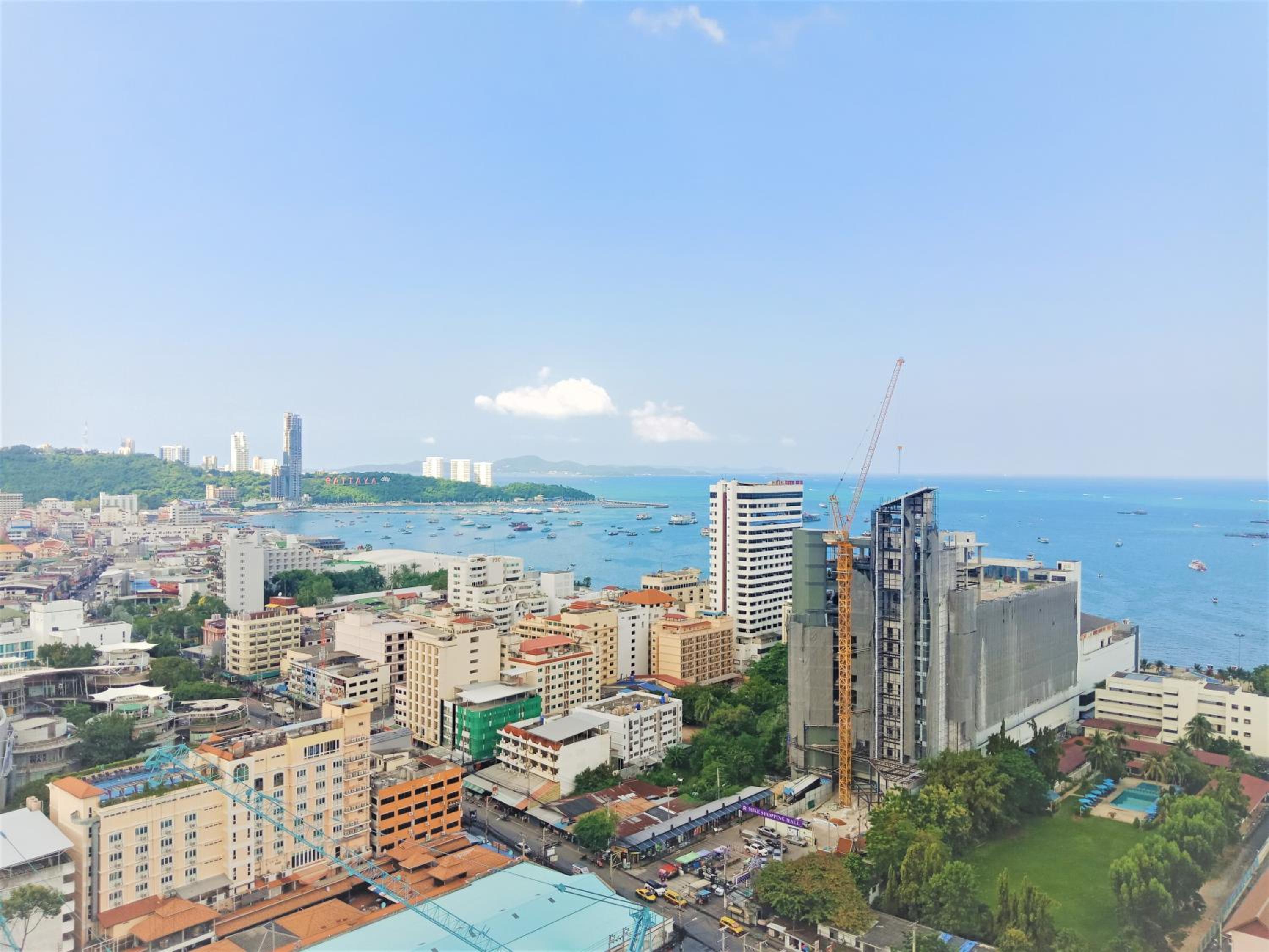 Two-Bedroom Apartment with Balcony and Sea View - Photo 28