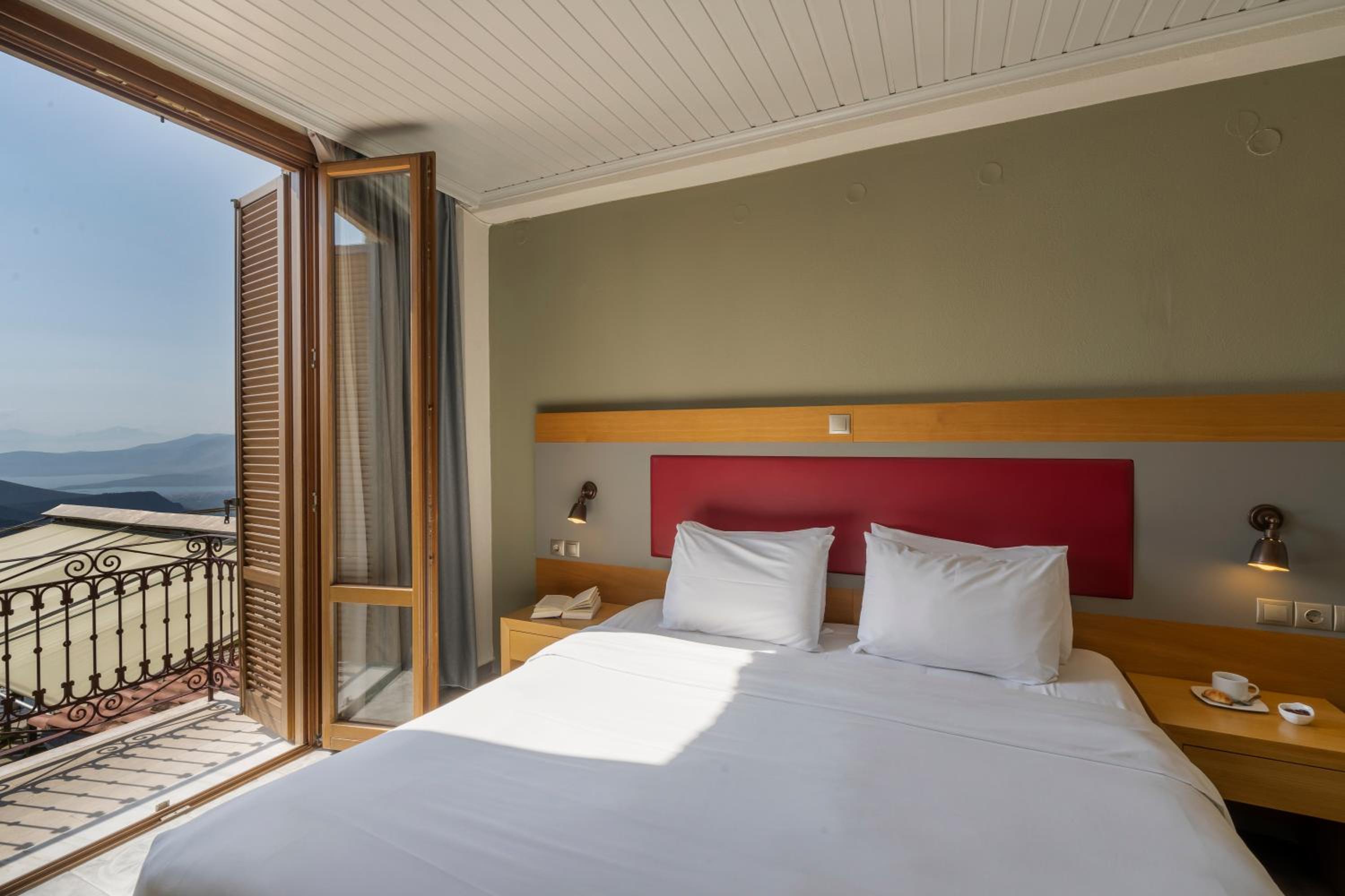 Chambre de Luxe - Vue sur Mer (1-4 Adultes)