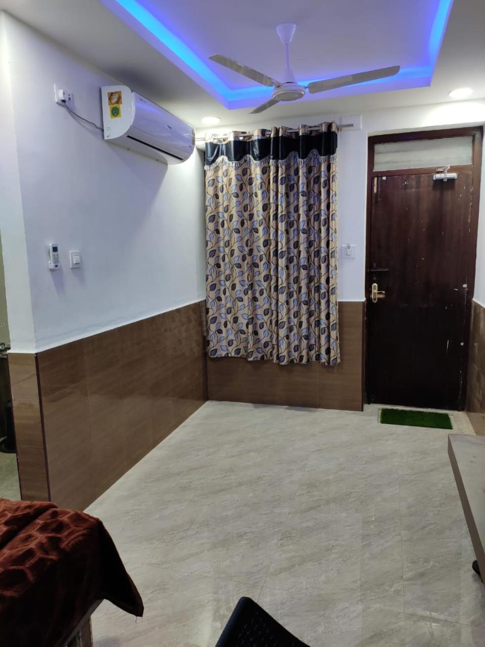 Deluxe Double Room - Photo 17